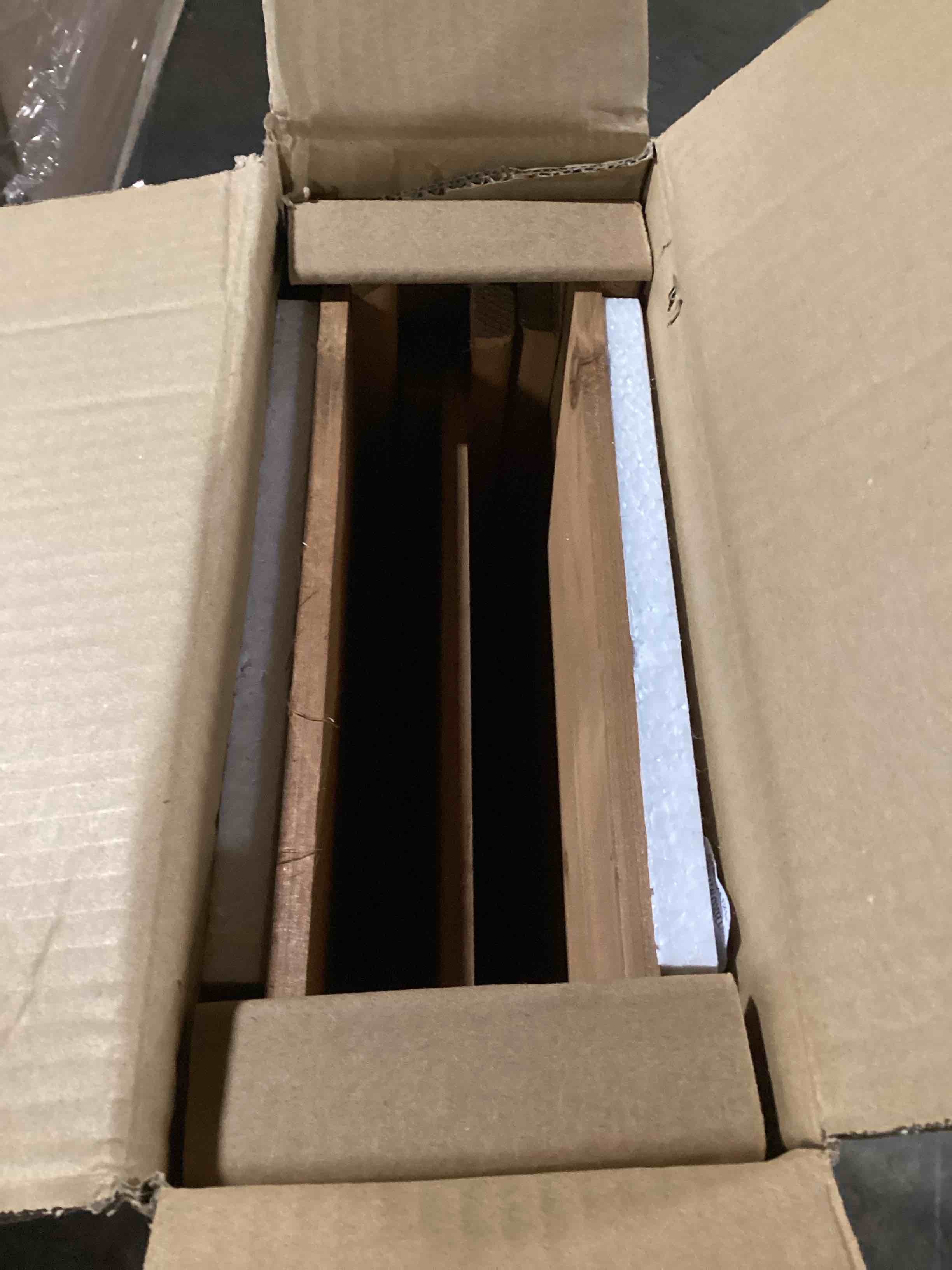 https://s3.amazonaws.com/lotting-images-prod/bidfta/_1711984553306.jpeg