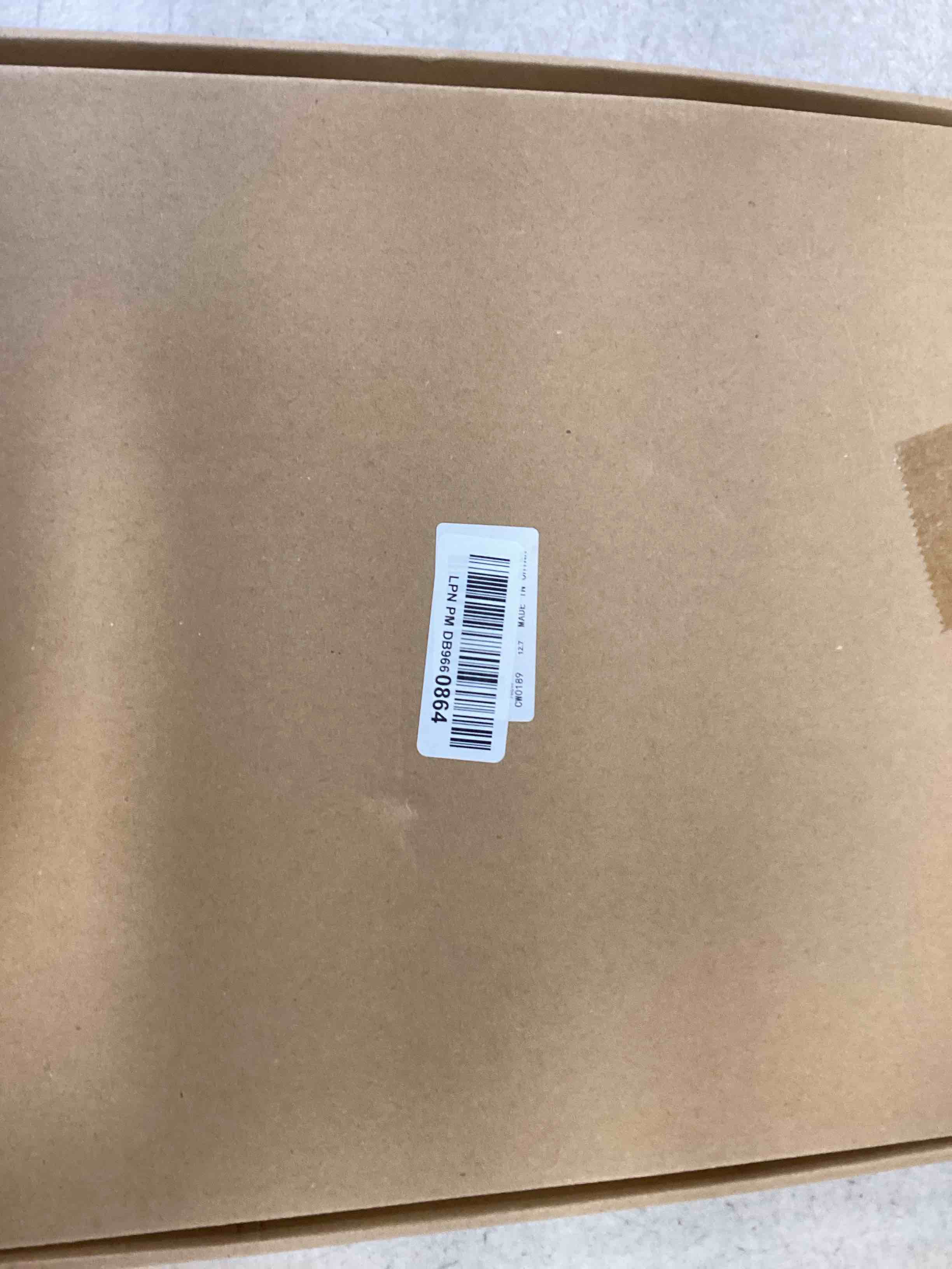 https://s3.amazonaws.com/lotting-images-prod/bidfta/_1711991960493.jpeg