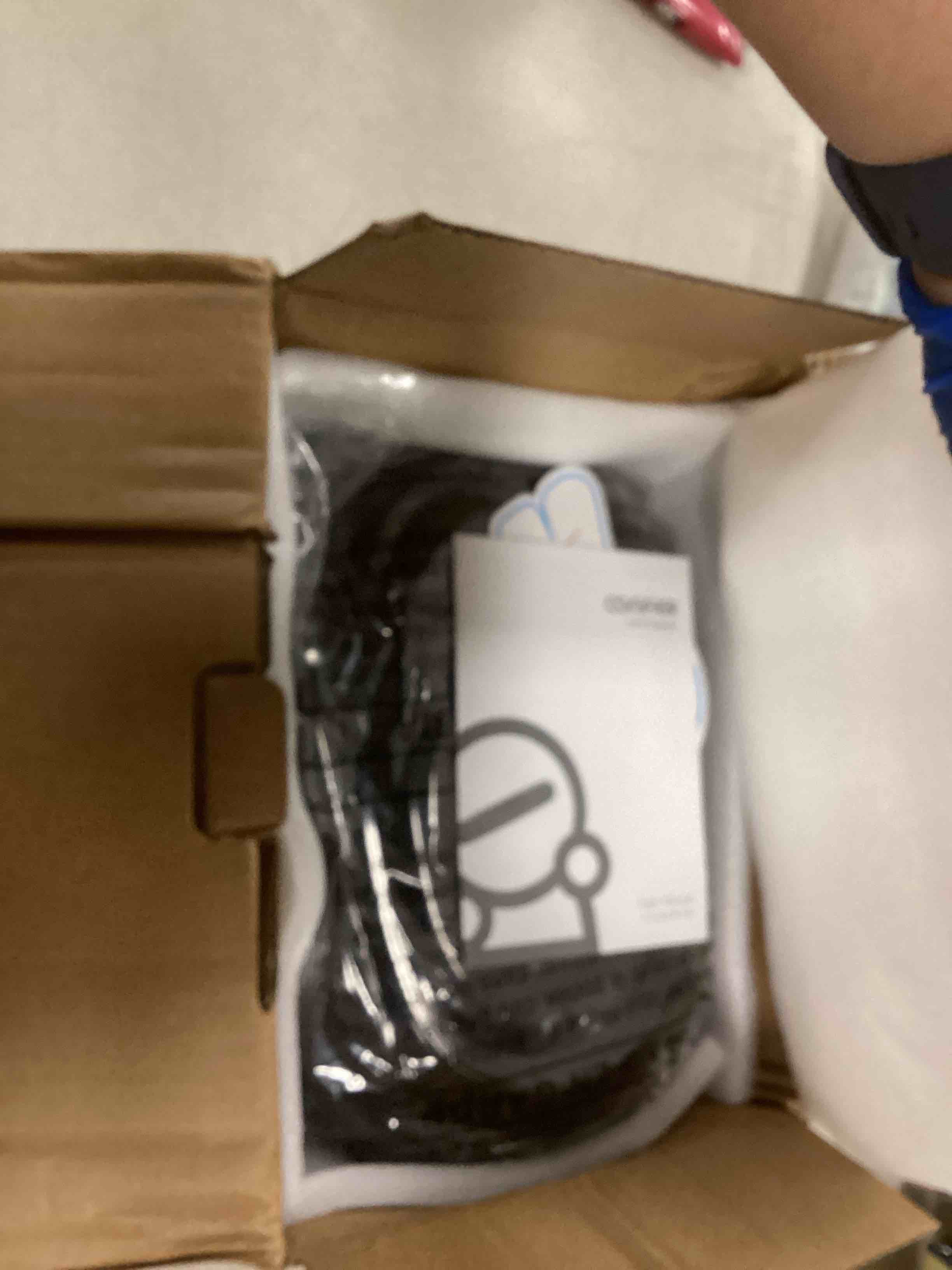 https://s3.amazonaws.com/lotting-images-prod/bidfta/_1712057179825.jpeg