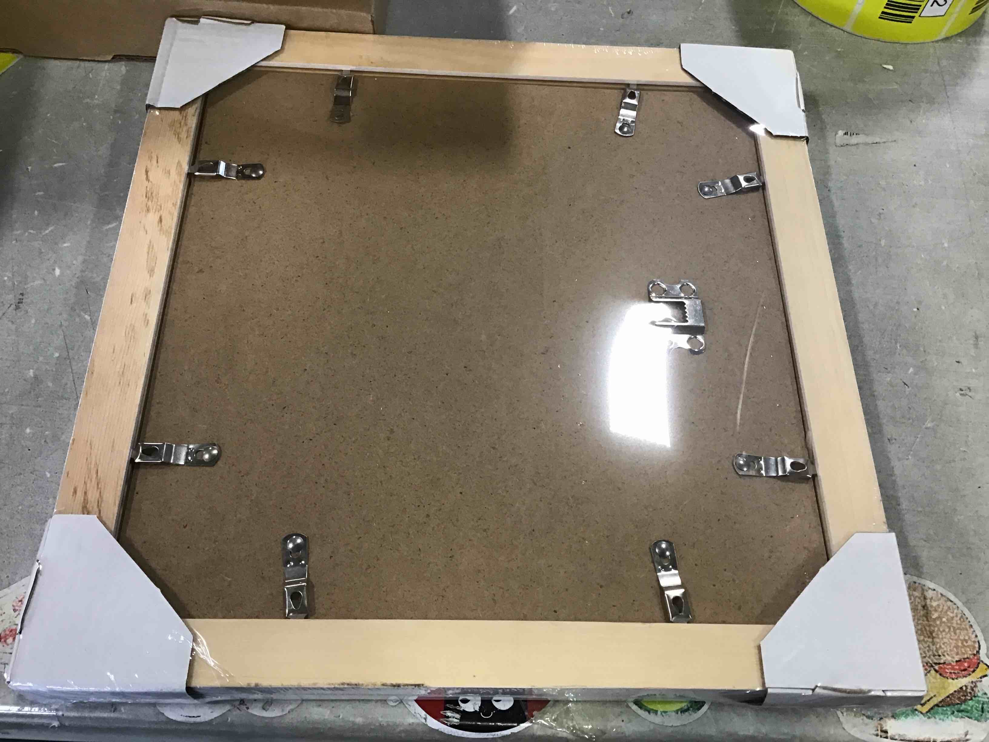 https://s3.amazonaws.com/lotting-images-prod/bidfta/_1712069065951.jpeg