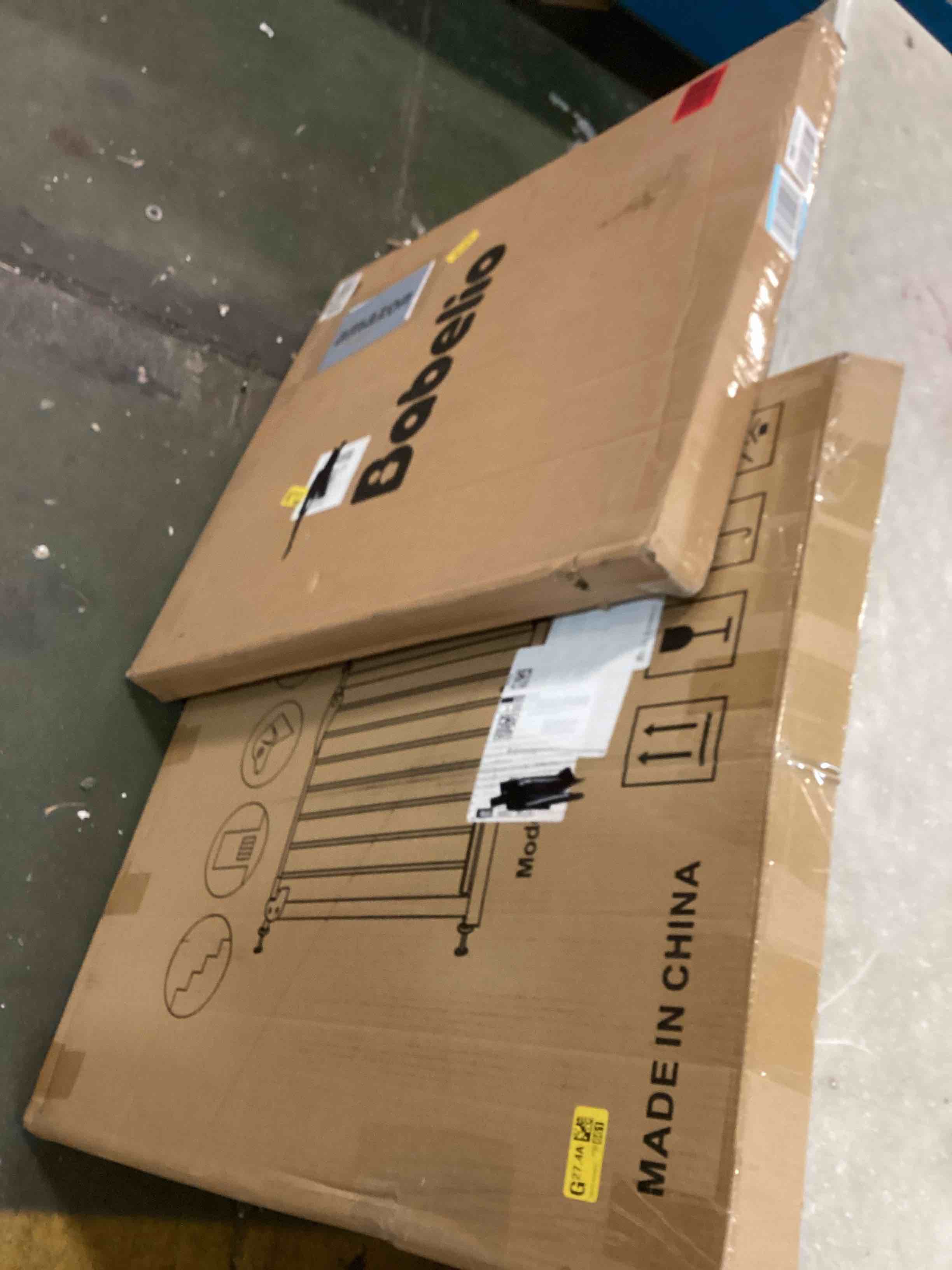 https://s3.amazonaws.com/lotting-images-prod/bidfta/_1712174852166.jpeg