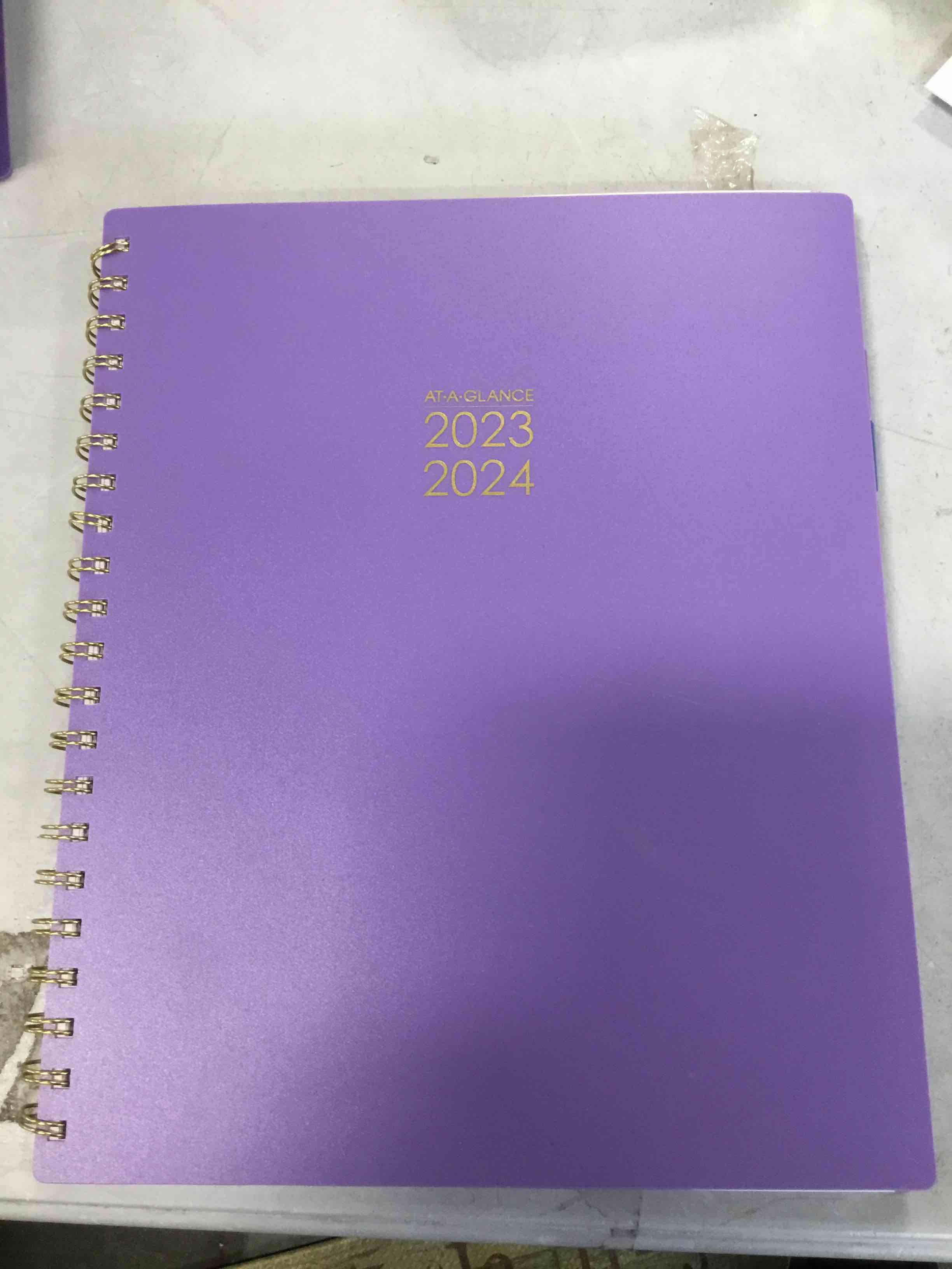 AT-A-GLANCE 2023-2024 Academic Planner, Weekly & Monthly, 8-1/2" x 11", Large, Monthly Tabs, Pocket, Flexible Cover, Harmony, Lavender (1099-905A-17)