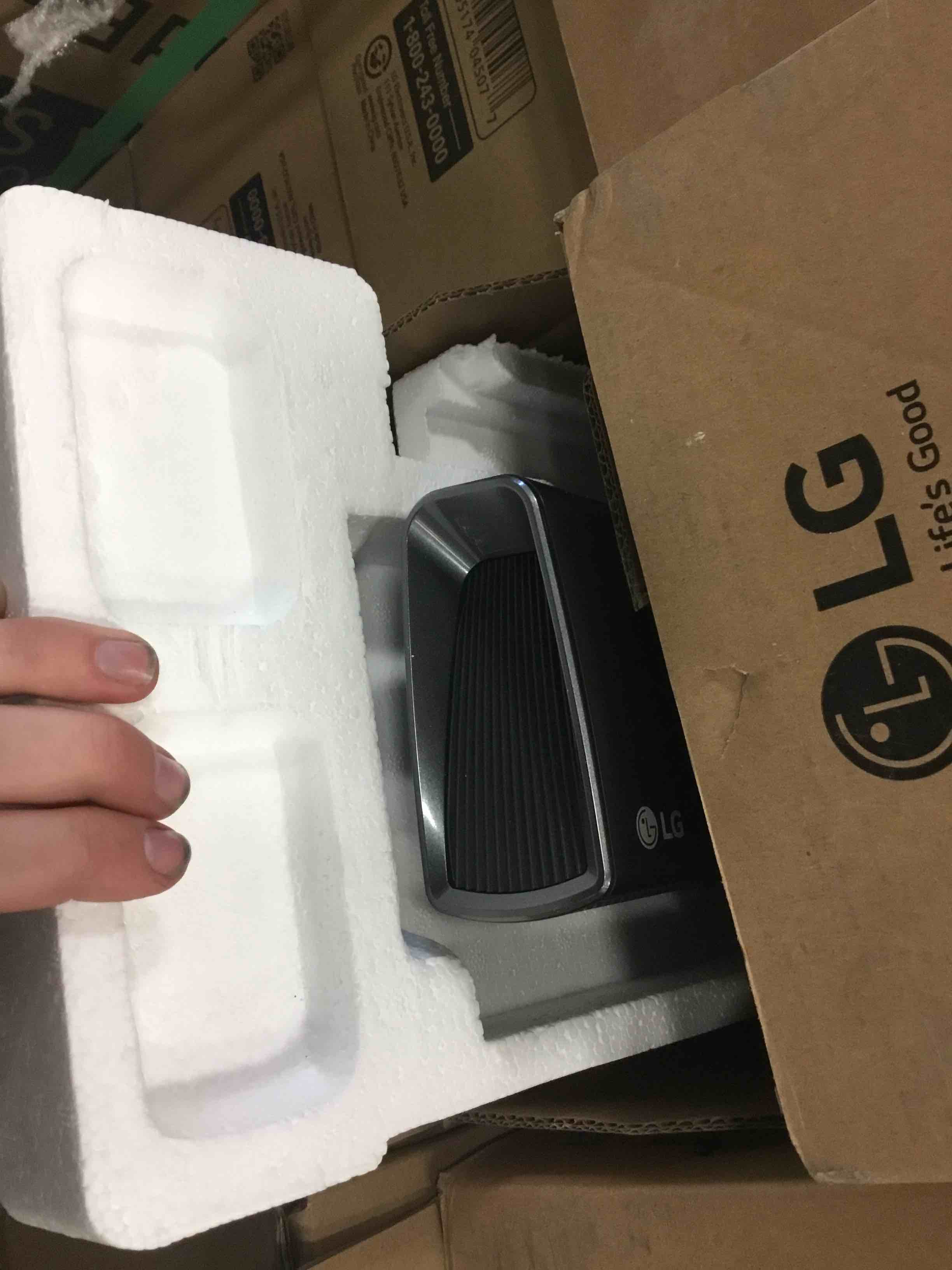 https://s3.amazonaws.com/lotting-images-prod/bidfta/_1712781501670.jpeg