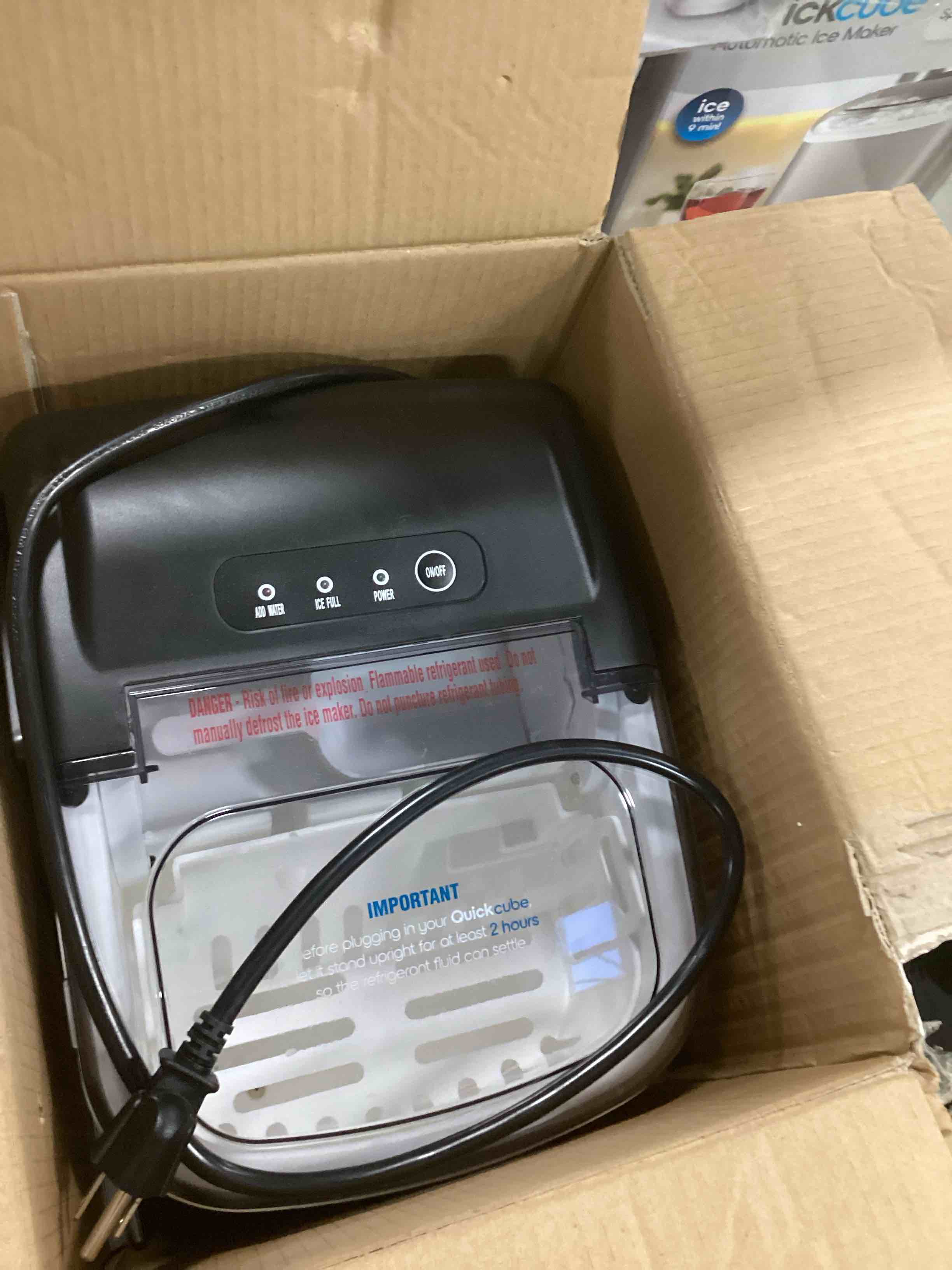 Ionchill Quick Cube Ice Machine  26lbs/24hrs Portable Countertop Bullet Cubed Ice Maker