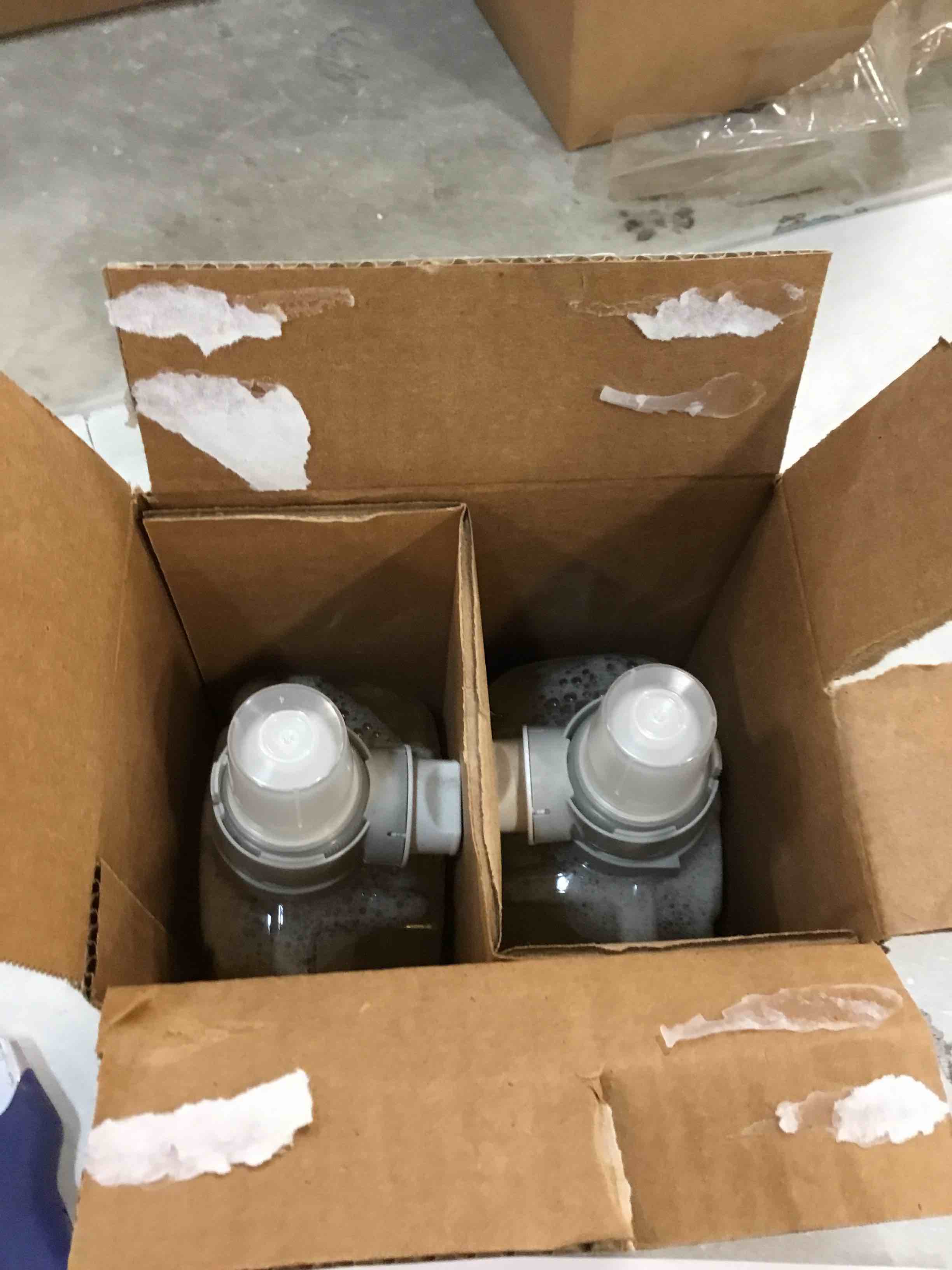 https://s3.amazonaws.com/lotting-images-prod/bidfta/_1712923505058.jpeg