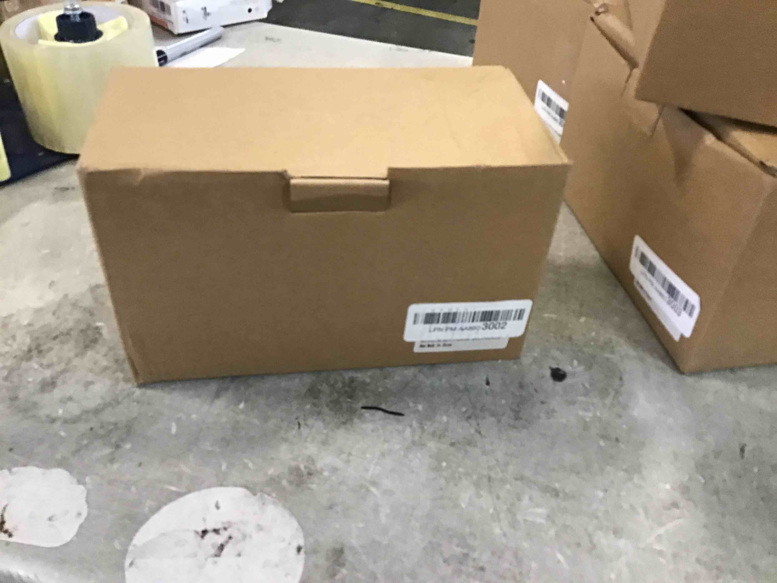 https://s3.amazonaws.com/lotting-images-prod/bidfta/_1712946852640.jpeg