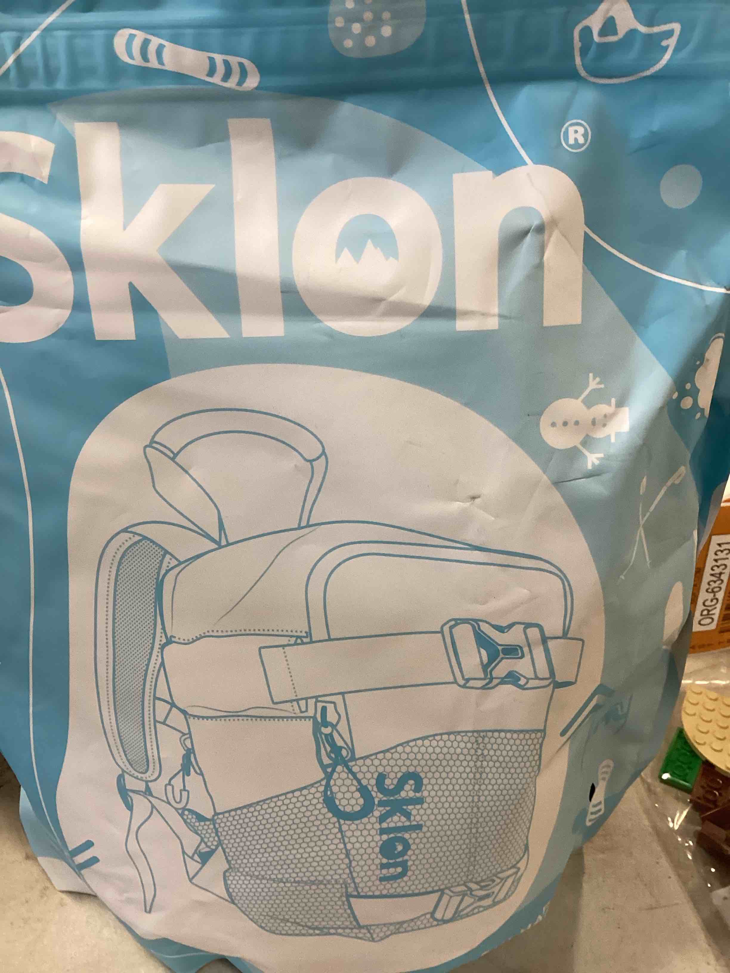 Sklon Ski and Snowboard Harness Trainer Backpack for Kids - Teach Your Child The Fundamentals of Skiing and Snowboarding Blue Frost