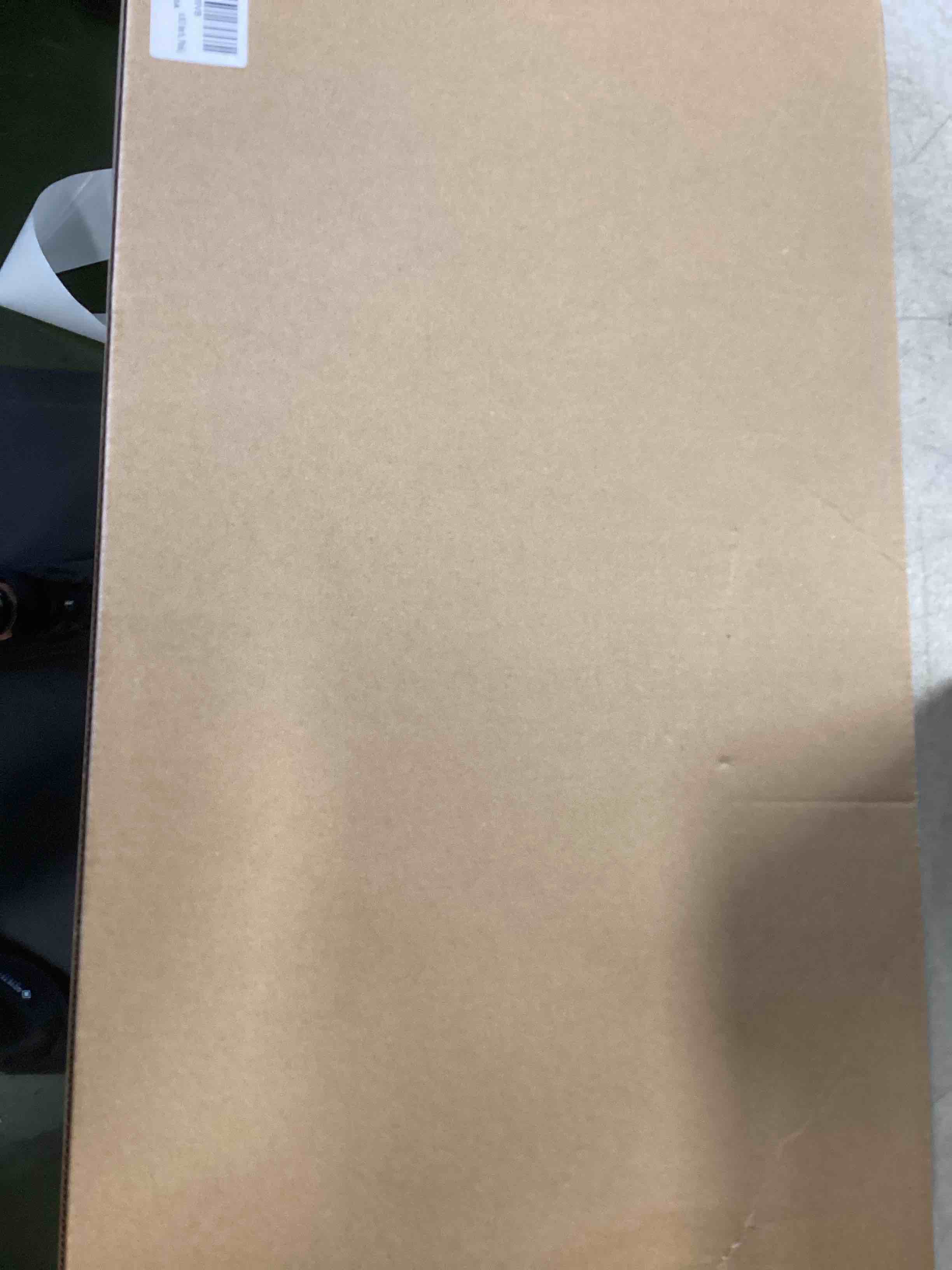 https://s3.amazonaws.com/lotting-images-prod/bidfta/_1713966379285.jpeg