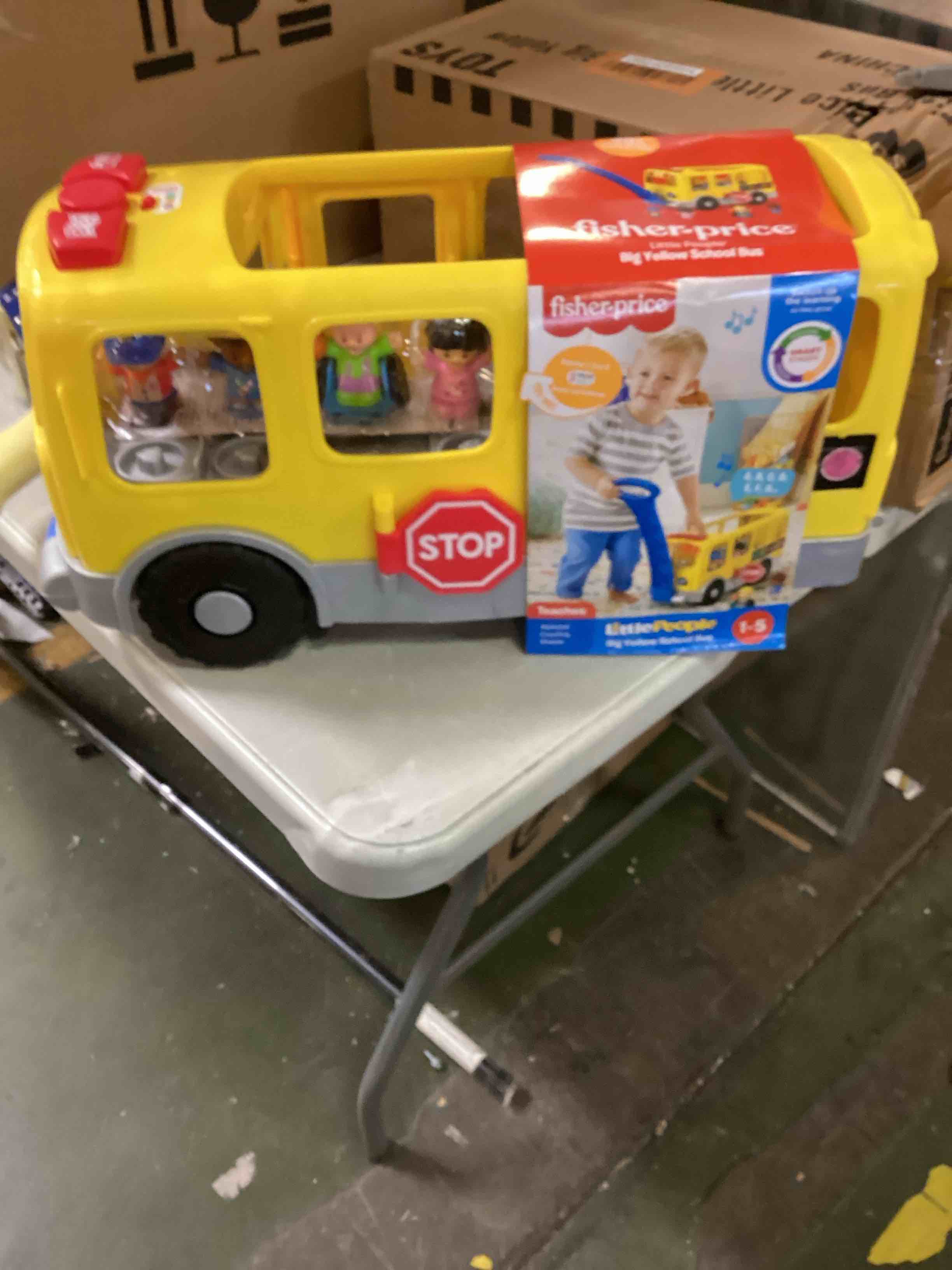 Fisher-Price Little People Big Yellow School Bus