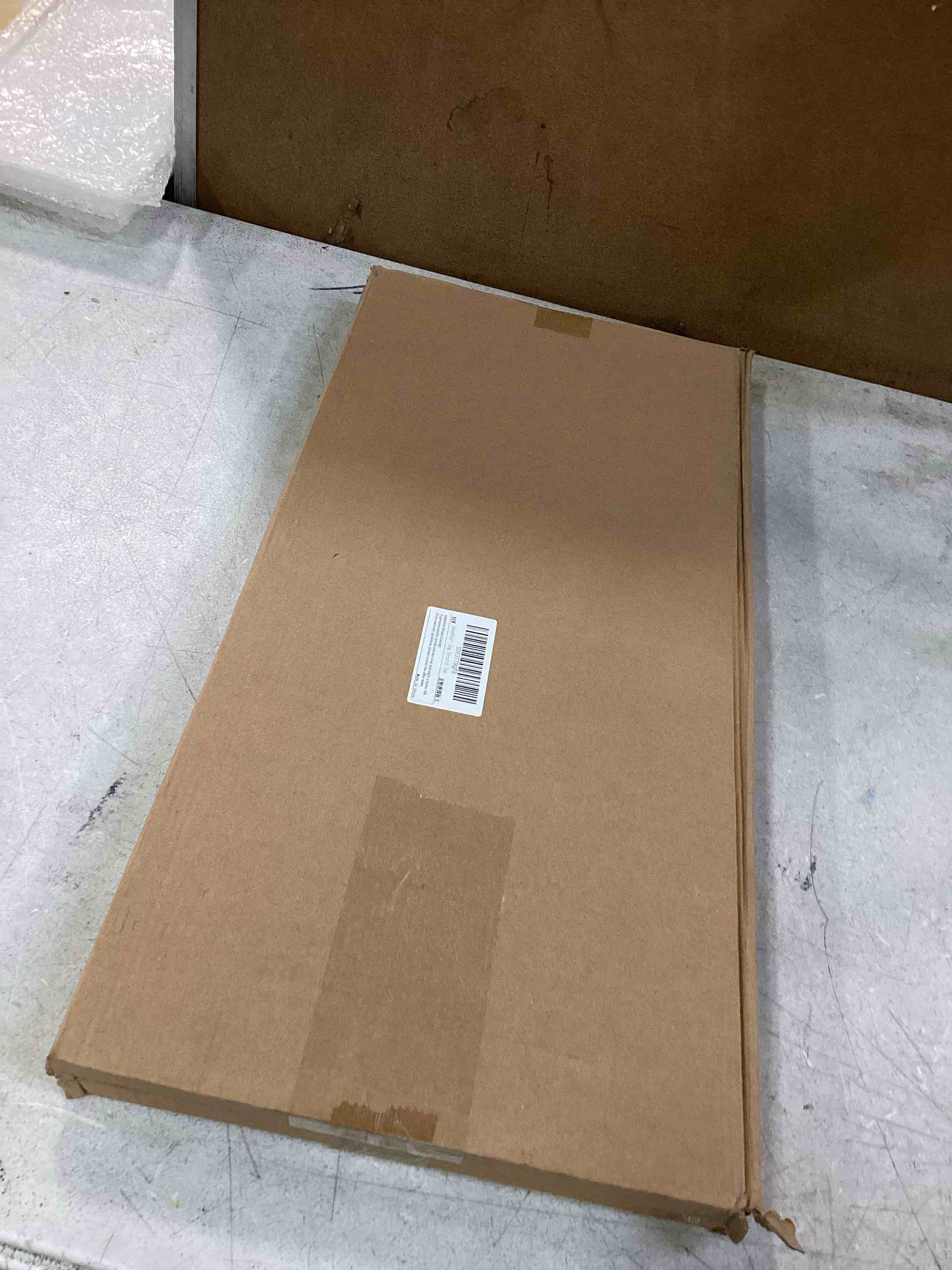 https://s3.amazonaws.com/lotting-images-prod/bidfta/_1715000470242.jpeg