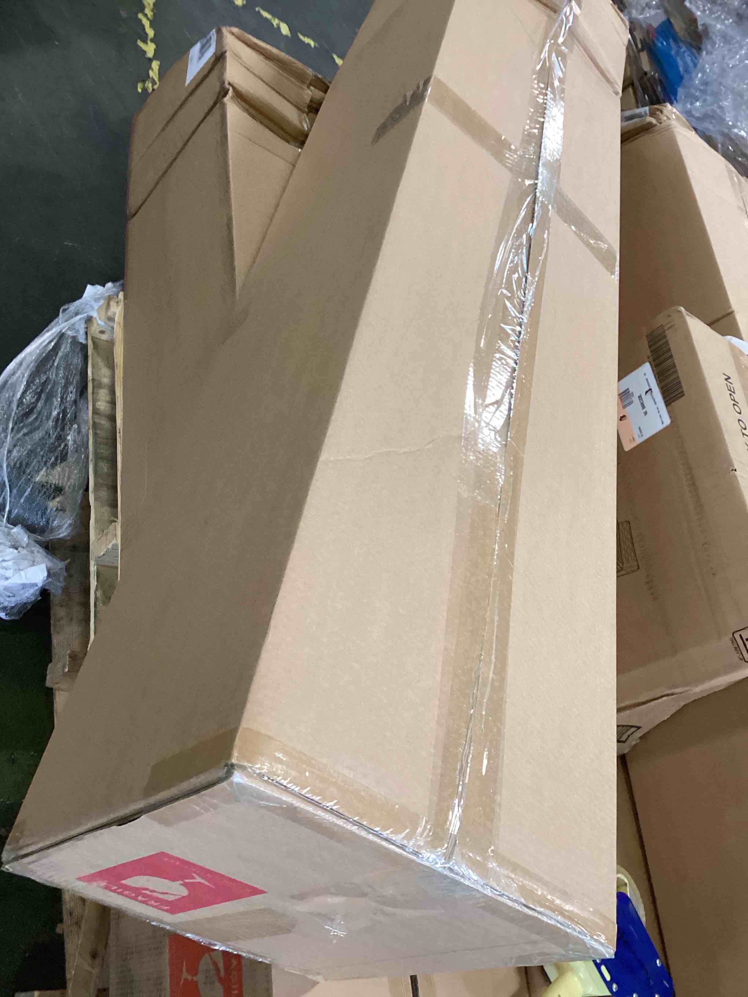 https://s3.amazonaws.com/lotting-images-prod/bidfta/_1715111657706.jpeg