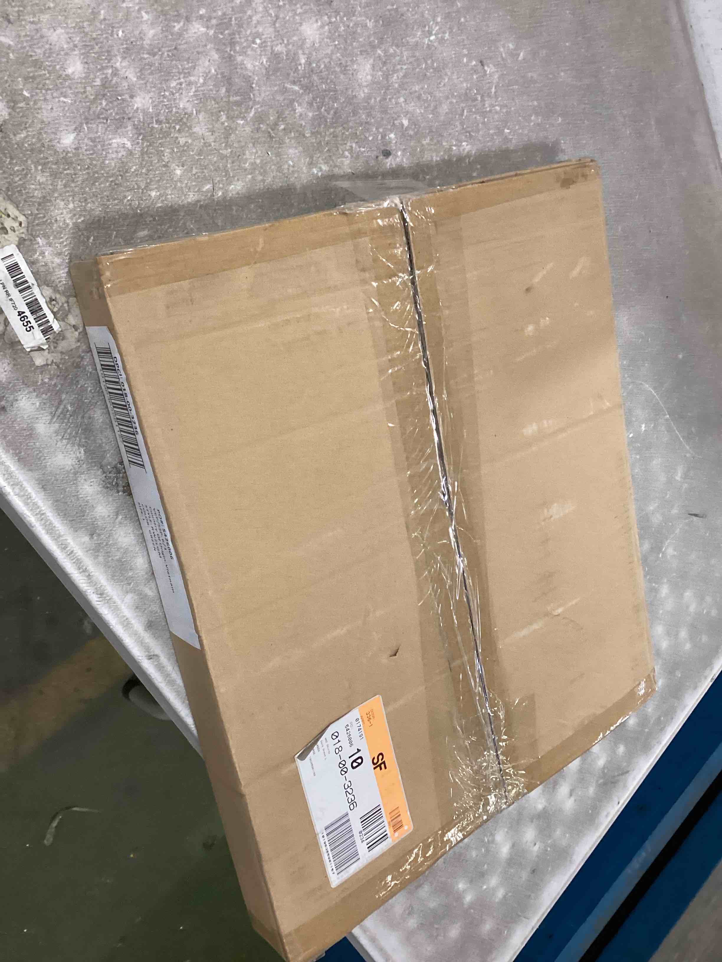 https://s3.amazonaws.com/lotting-images-prod/bidfta/_1715168667449.jpeg