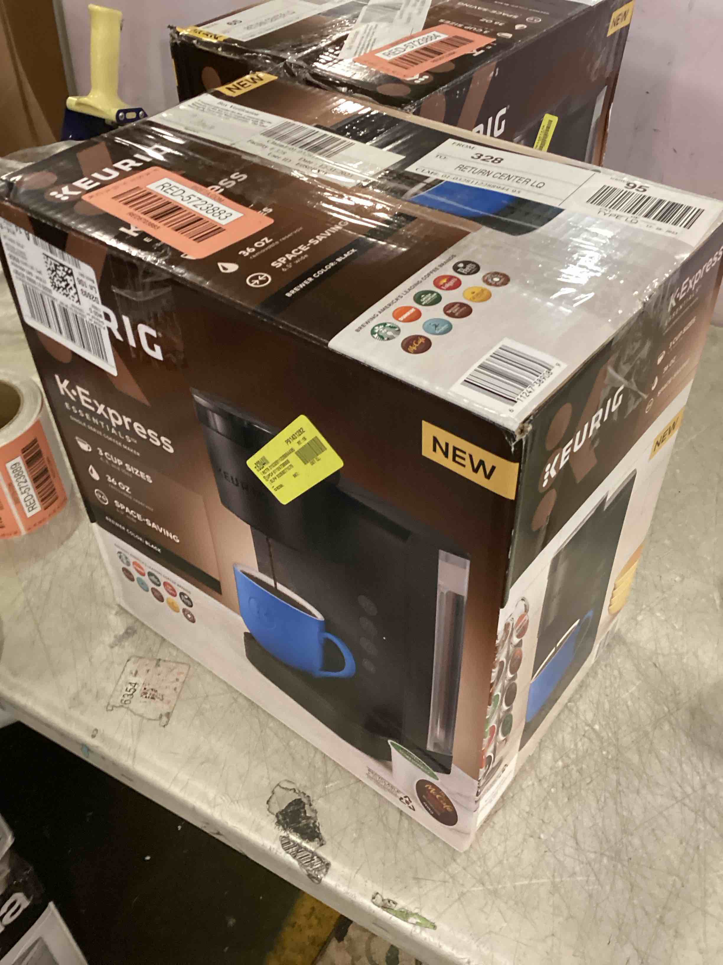 Keurig K-Express Essentials Coffee Maker, Single Serve K-Cup Pod Coffee Brewer, Black - 3 Cup Sizes 6, 8, & 10oz, 36 OZ Removable Reservoir - BROAG Random Color Water Bottle