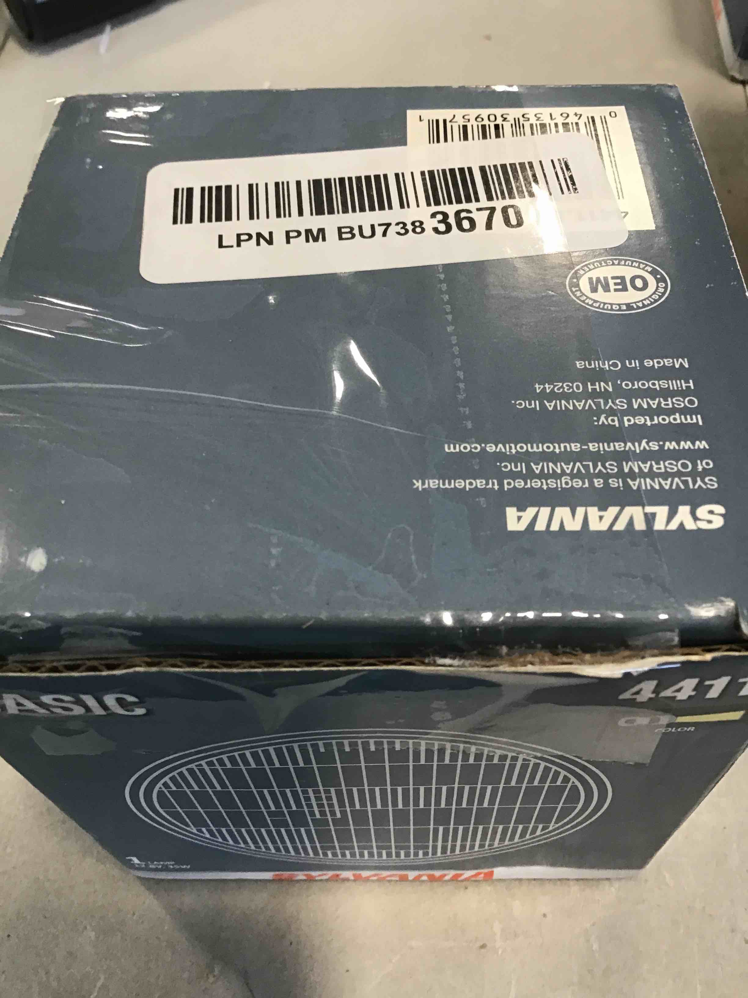 https://s3.amazonaws.com/lotting-images-prod/bidfta/_1715179430712.jpeg
