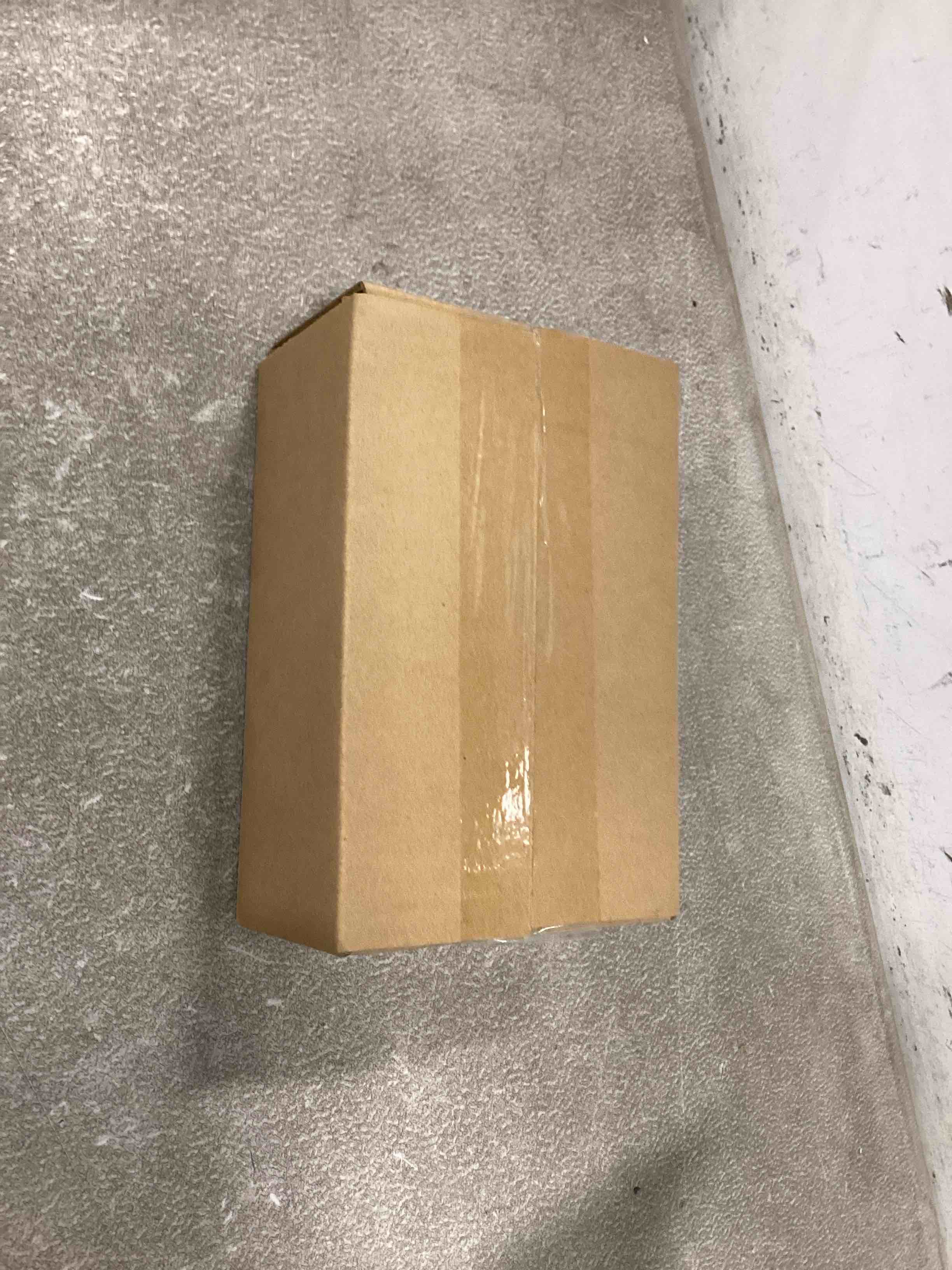 https://s3.amazonaws.com/lotting-images-prod/bidfta/_1715180417423.jpeg