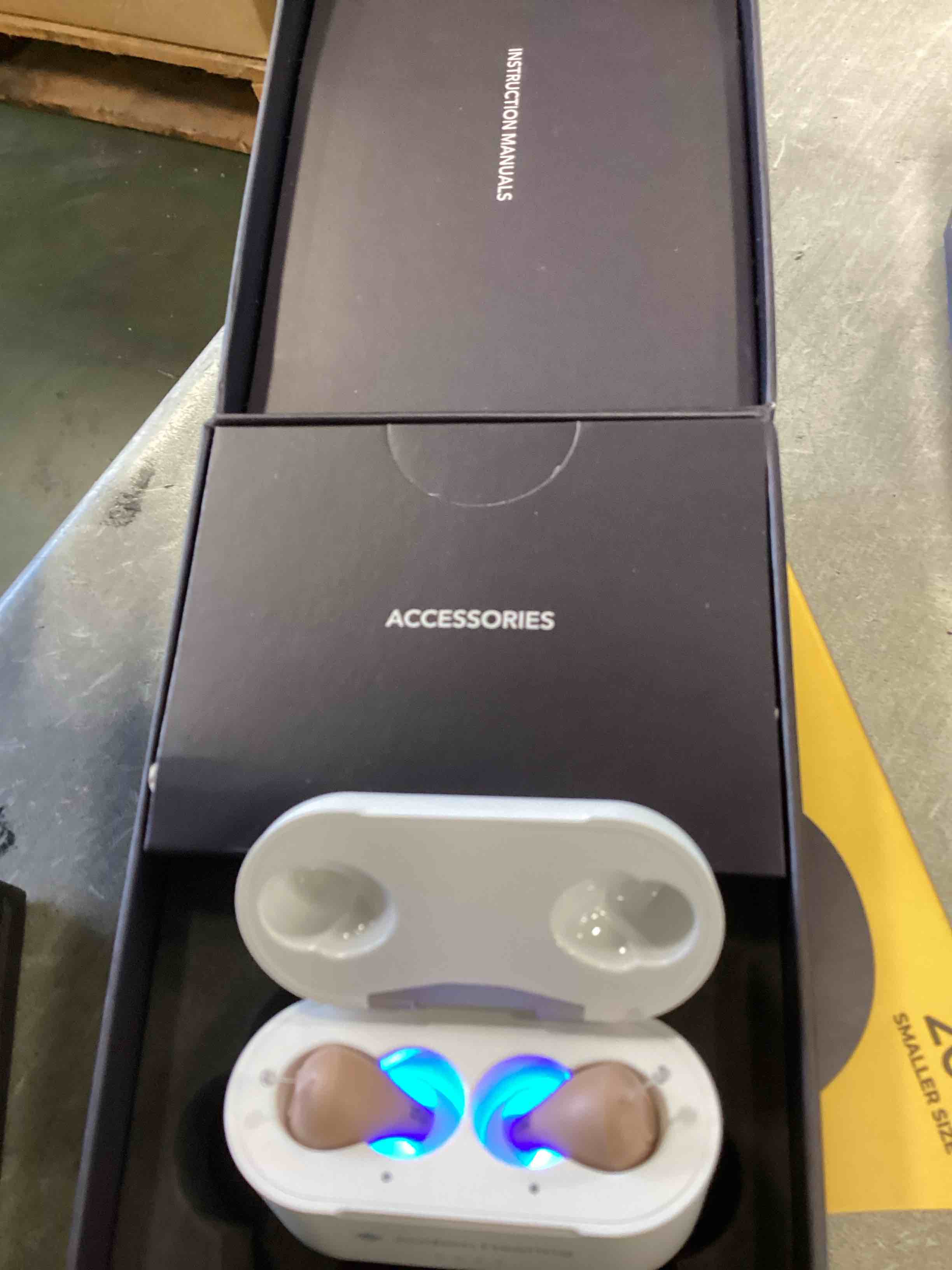 https://s3.amazonaws.com/lotting-images-prod/bidfta/_1715872318798.jpeg