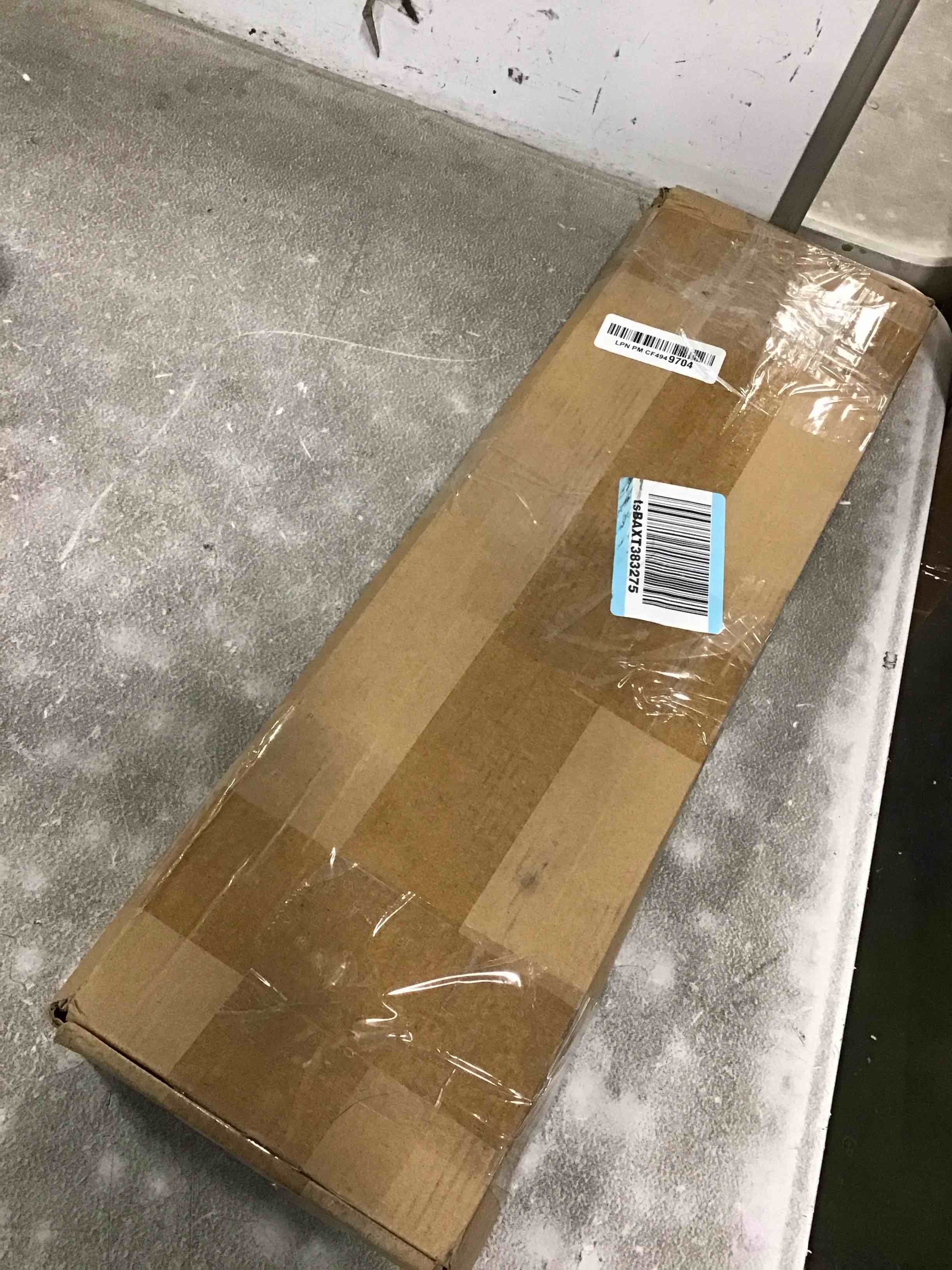 https://s3.amazonaws.com/lotting-images-prod/bidfta/_1716208365308.jpeg