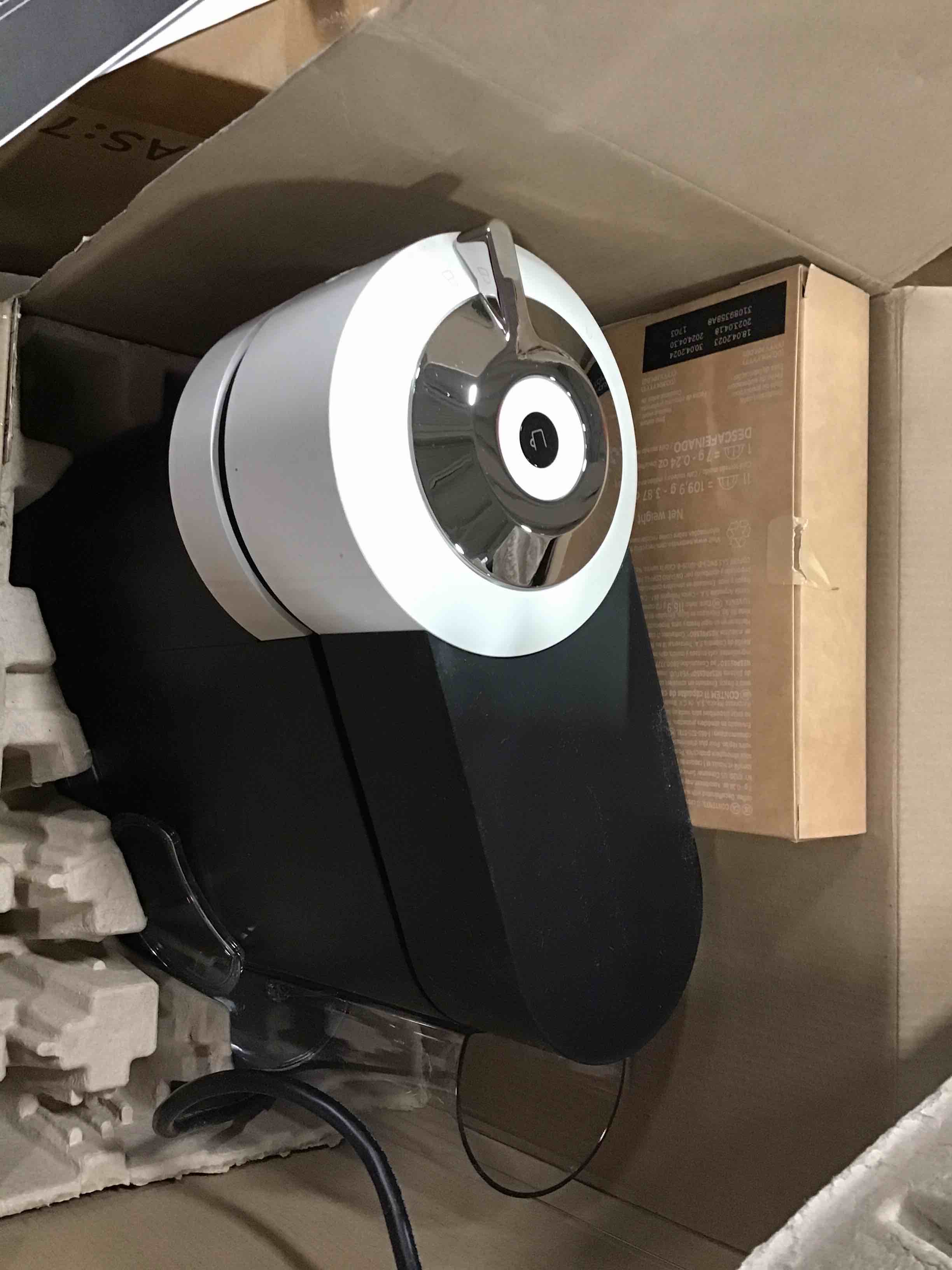 https://s3.amazonaws.com/lotting-images-prod/bidfta/_1716557930281.jpeg