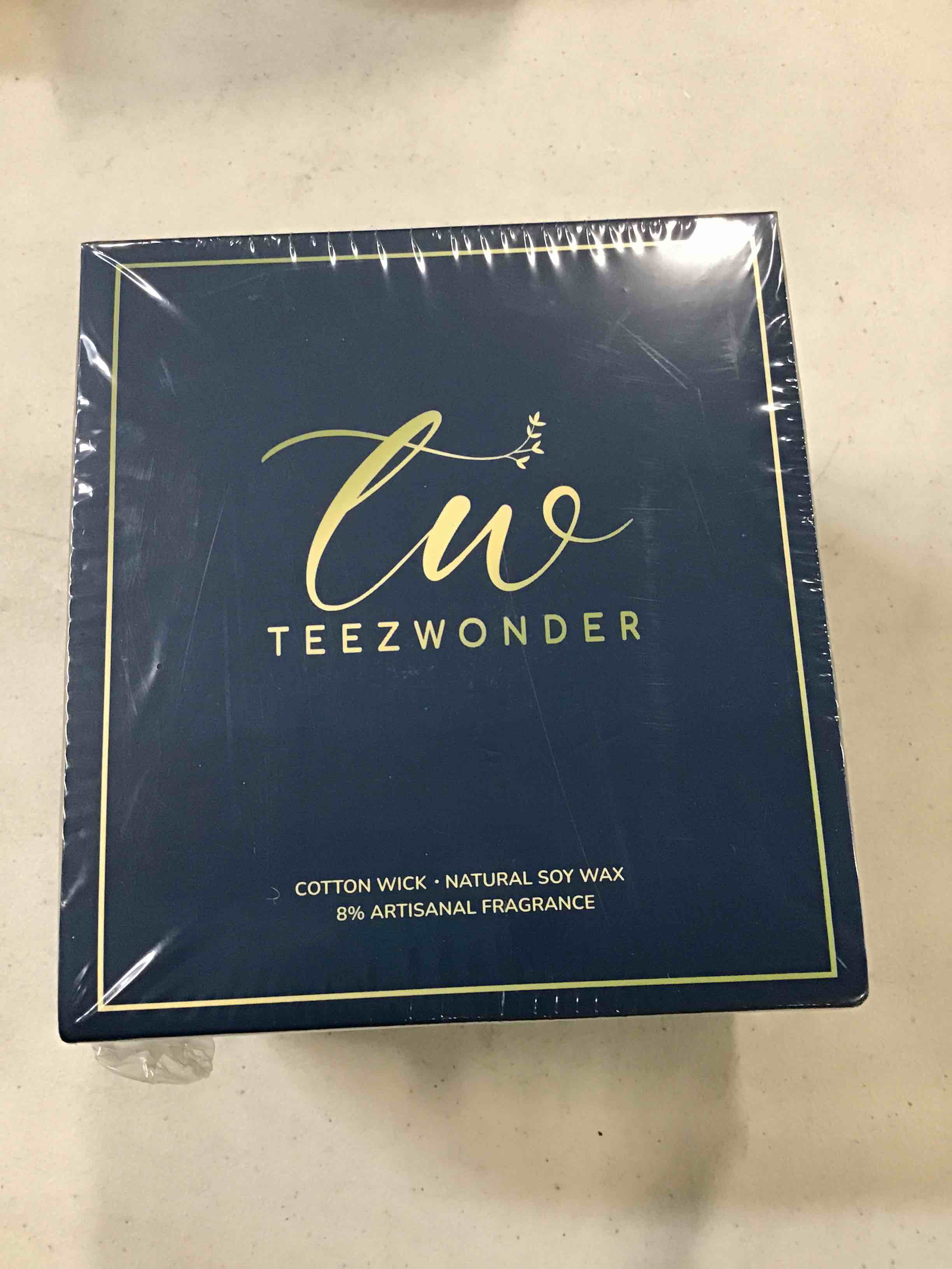 Teezwonder “Best Bonus Mom” Candle Lavender Vanilla - Gift Box 10oz NIB
