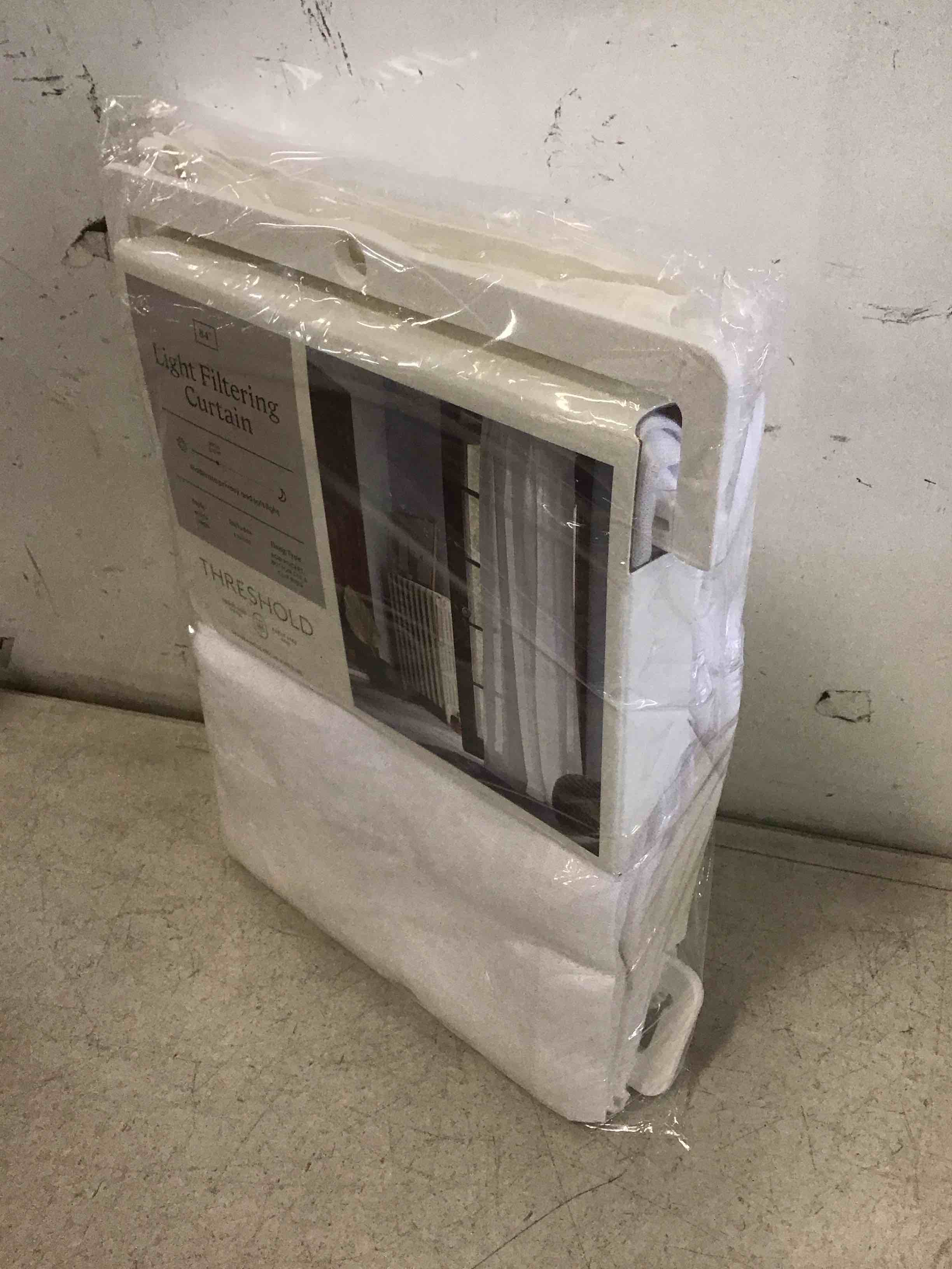 https://s3.amazonaws.com/lotting-images-prod/bidfta/_1717098165598.jpeg