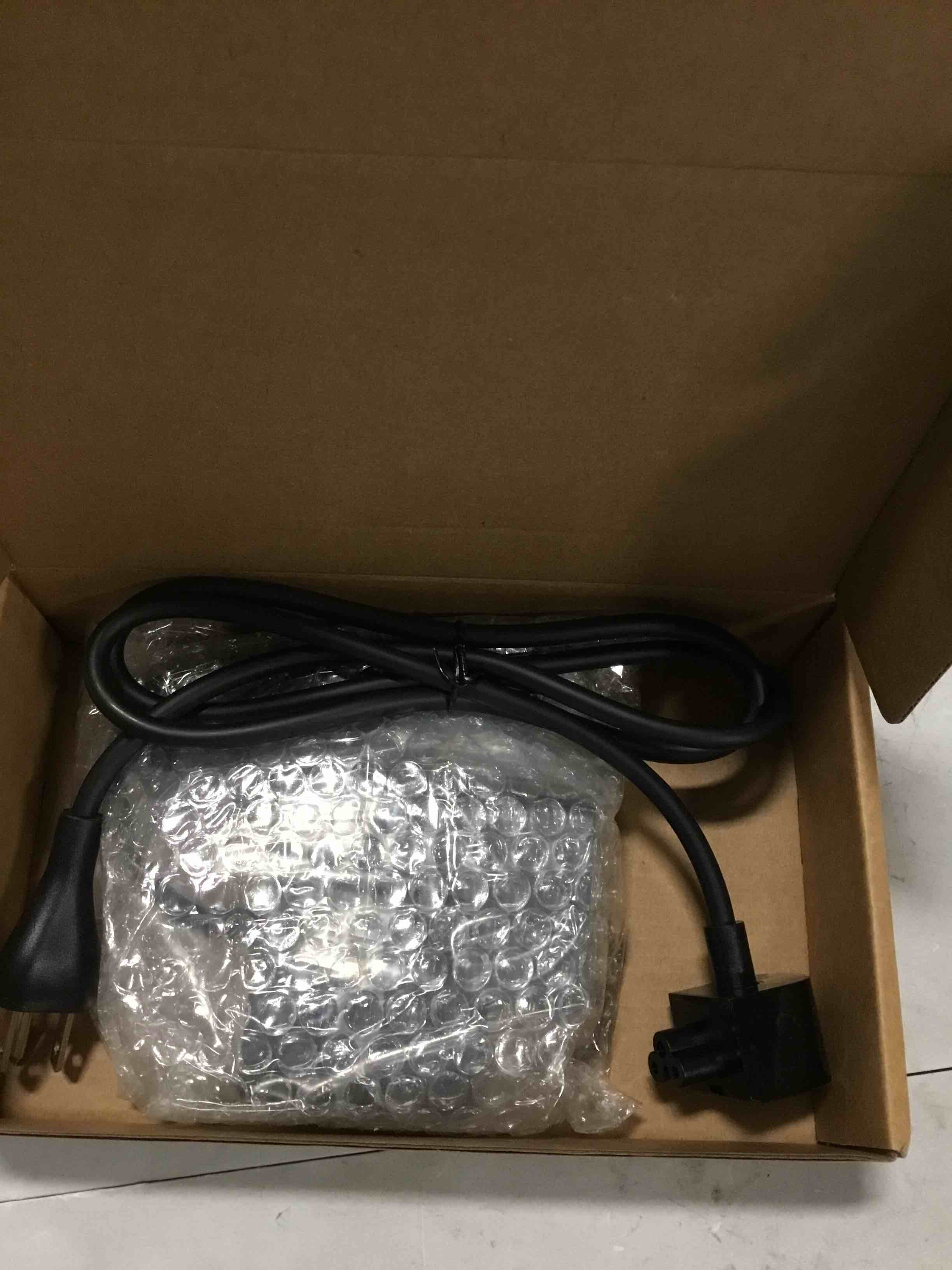 https://s3.amazonaws.com/lotting-images-prod/bidfta/_1717156344973.jpeg