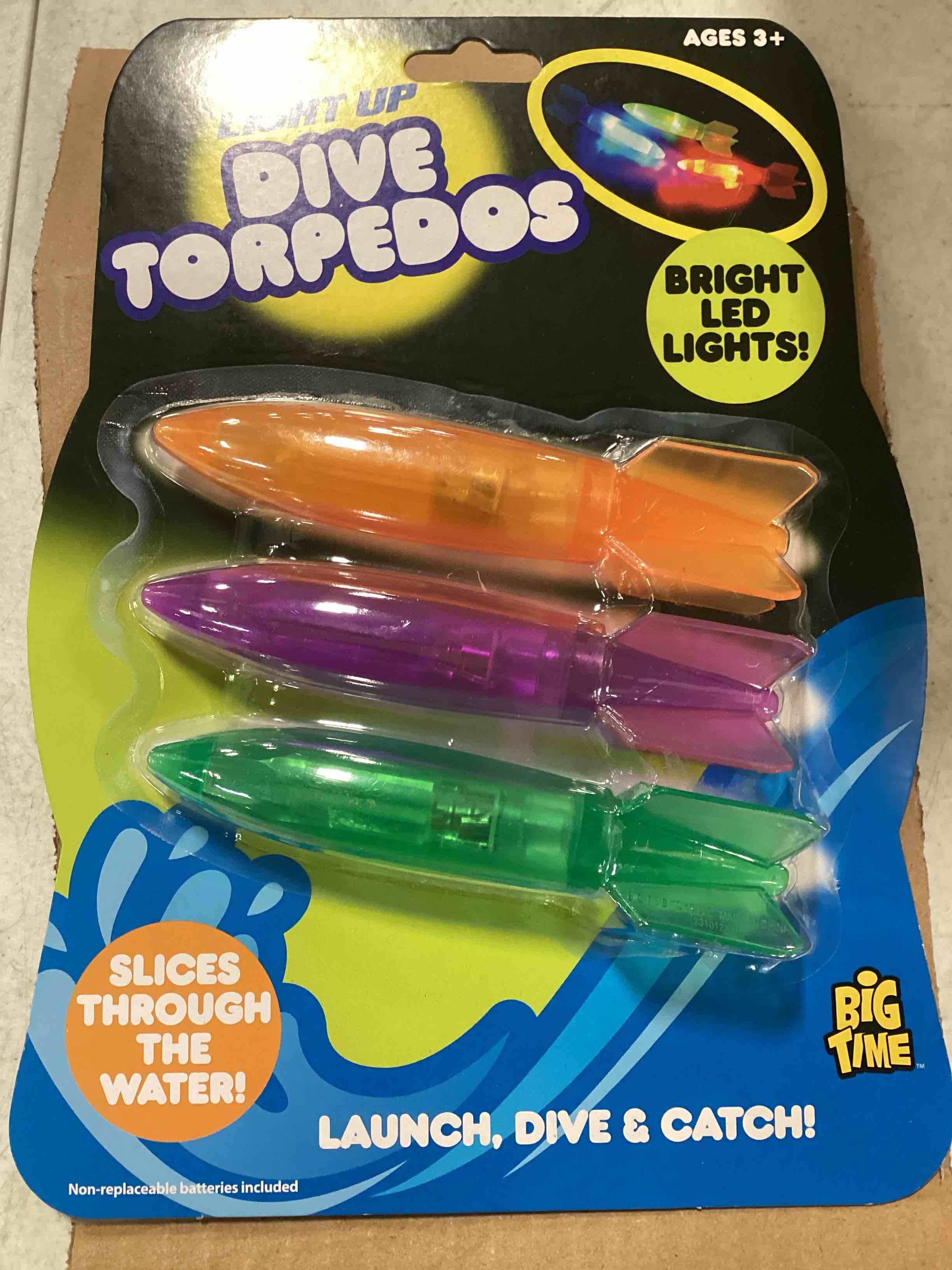( 24 packs of 3) Dive Torpedos Toys LED Light-Up Glowing Fun Torpedo Turbos Catch The Fish Retrieval Game for Swimming Pool & Bath Tub for Kids Multi Color 