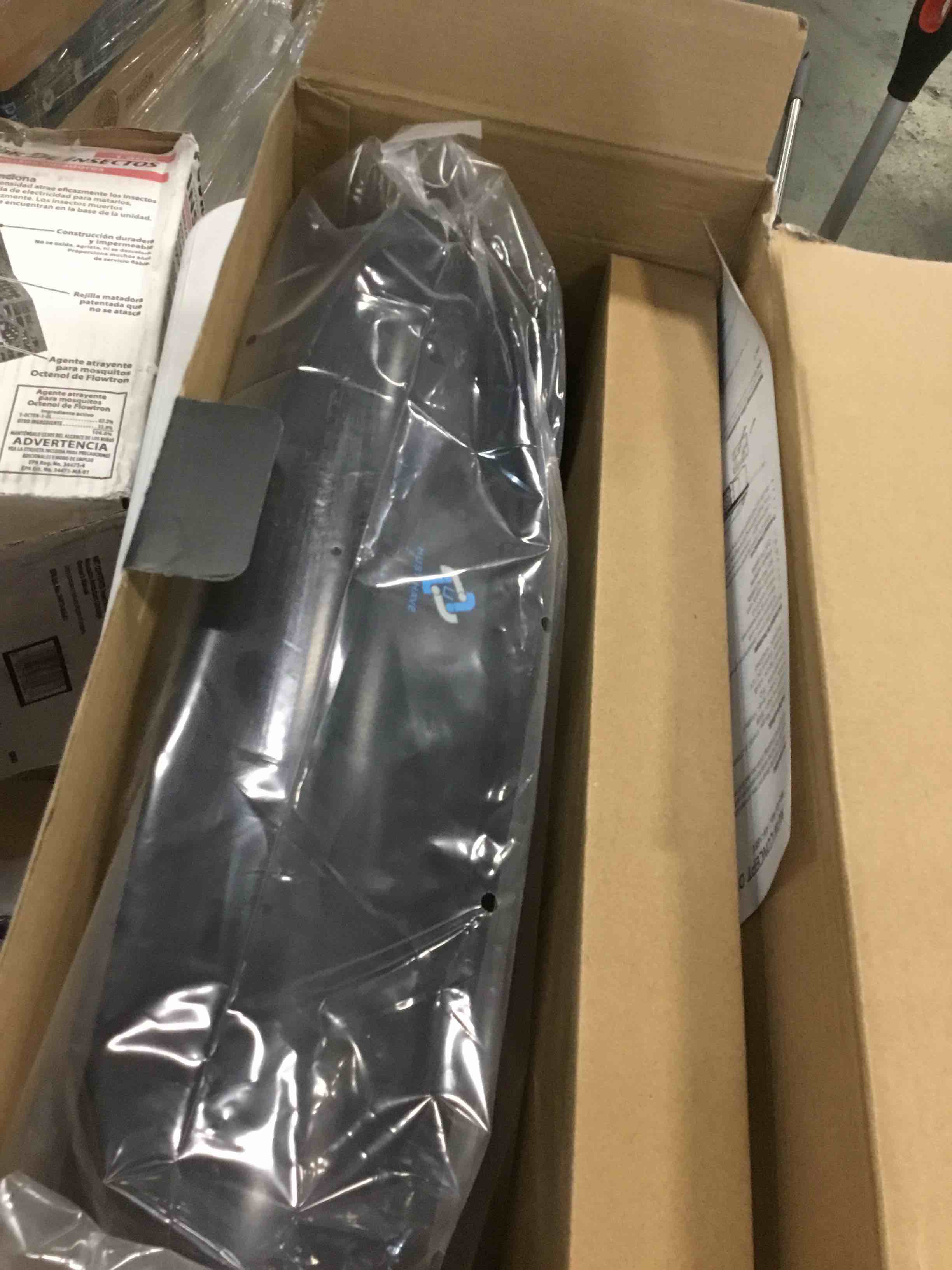 https://s3.amazonaws.com/lotting-images-prod/bidfta/_1717691206526.jpeg