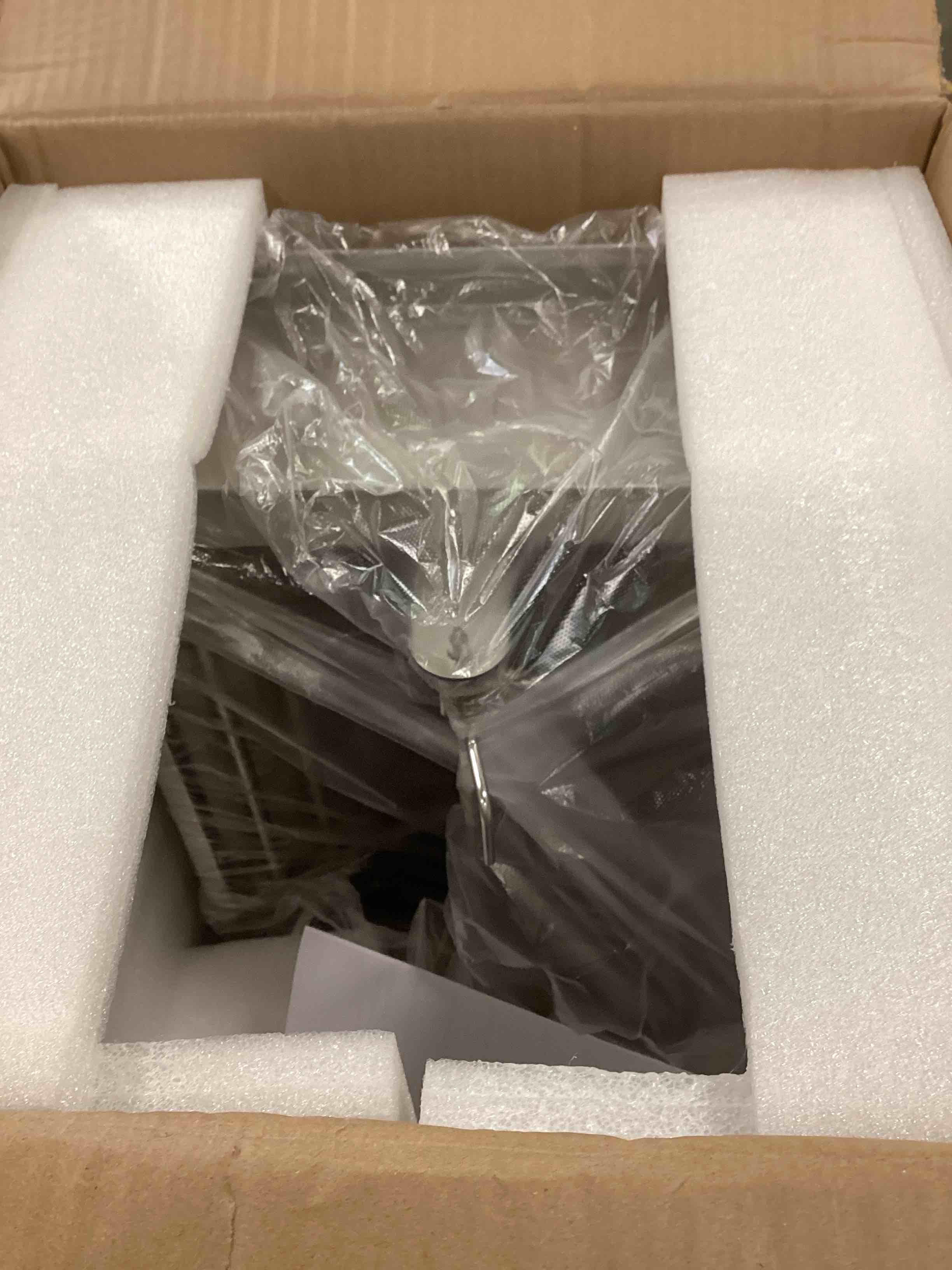 https://s3.amazonaws.com/lotting-images-prod/bidfta/_1717695506954.jpeg
