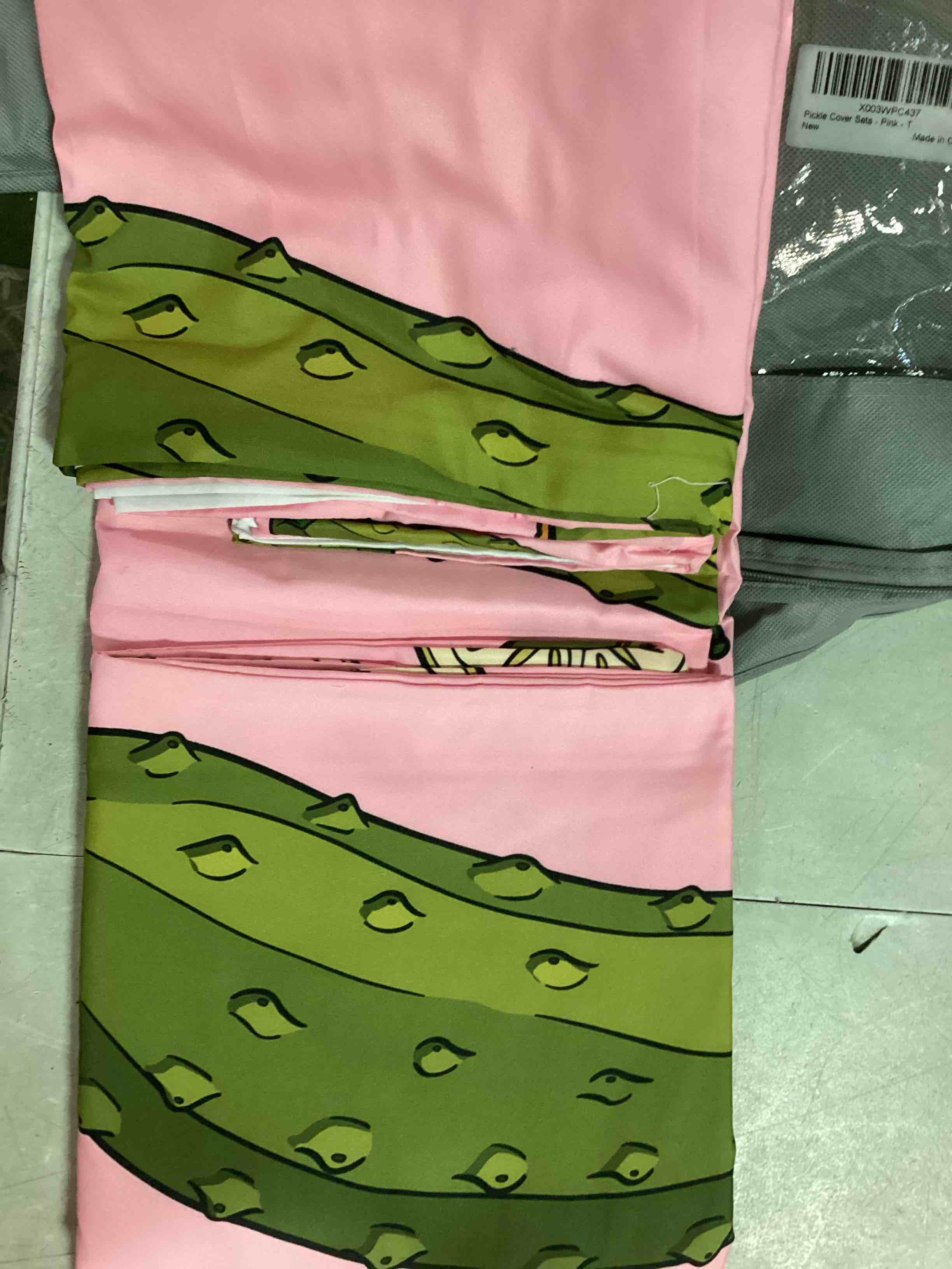 https://s3.amazonaws.com/lotting-images-prod/bidfta/_1720194700705.jpeg