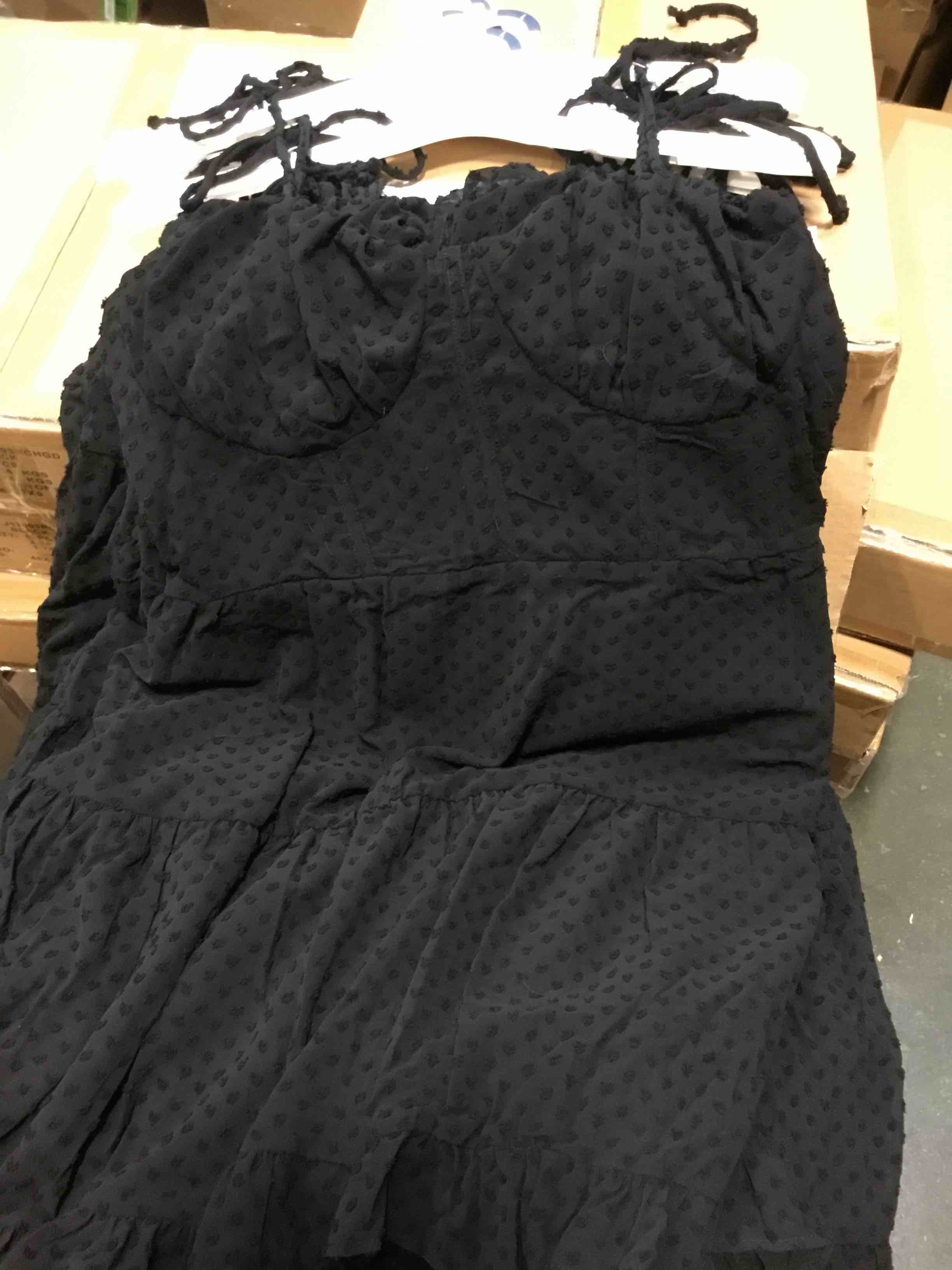 https://s3.amazonaws.com/lotting-images-prod/bidfta/_1720625500202.jpeg