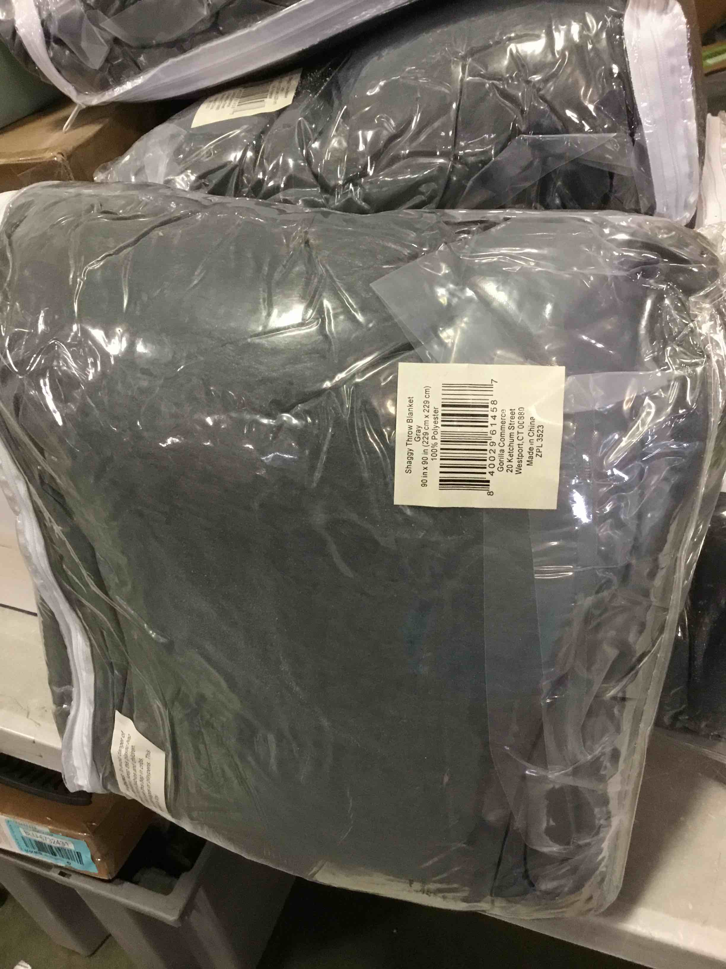 https://s3.amazonaws.com/lotting-images-prod/bidfta/_1720711114111.jpeg