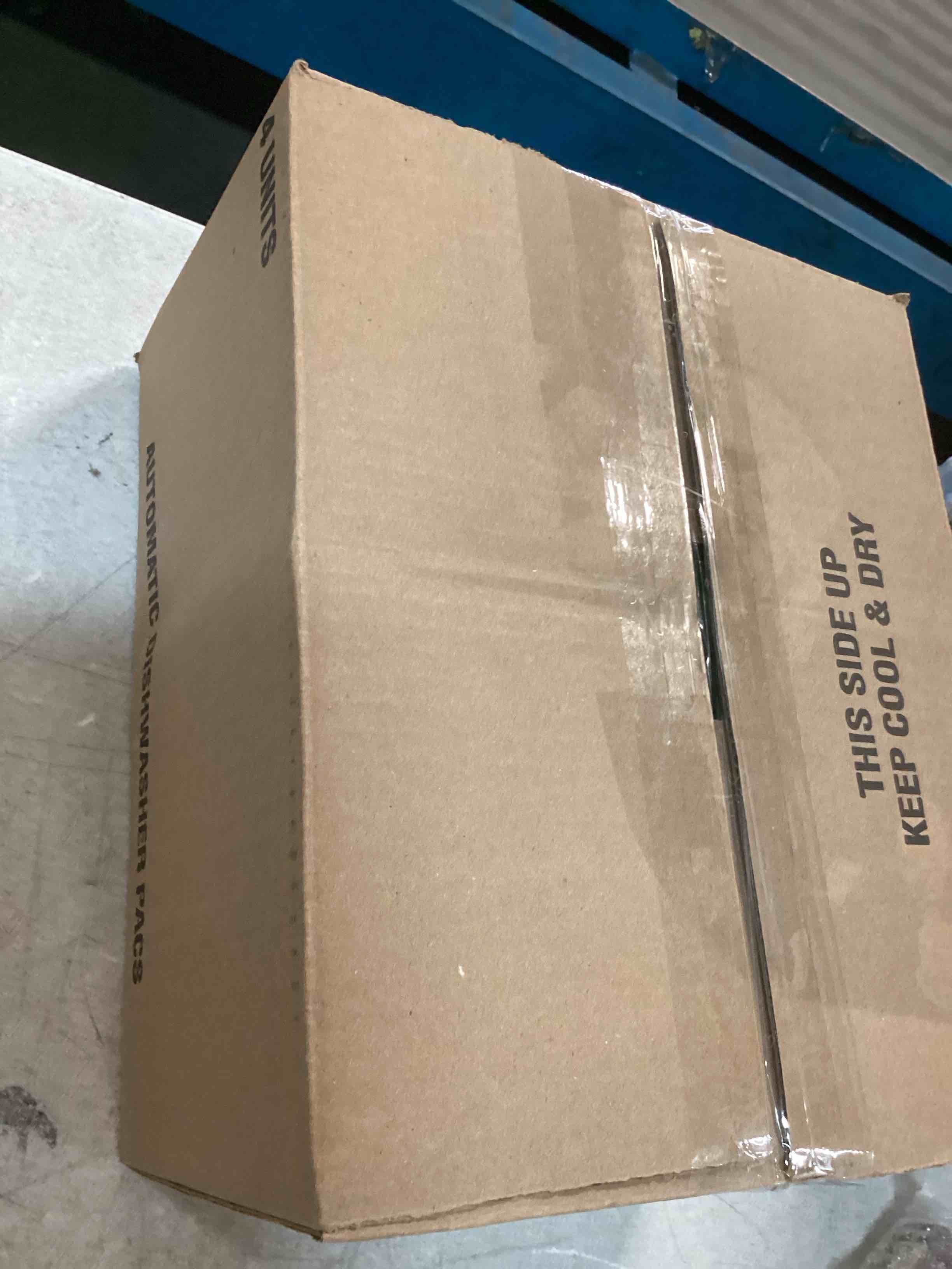 https://s3.amazonaws.com/lotting-images-prod/bidfta/_1720809679983.jpeg