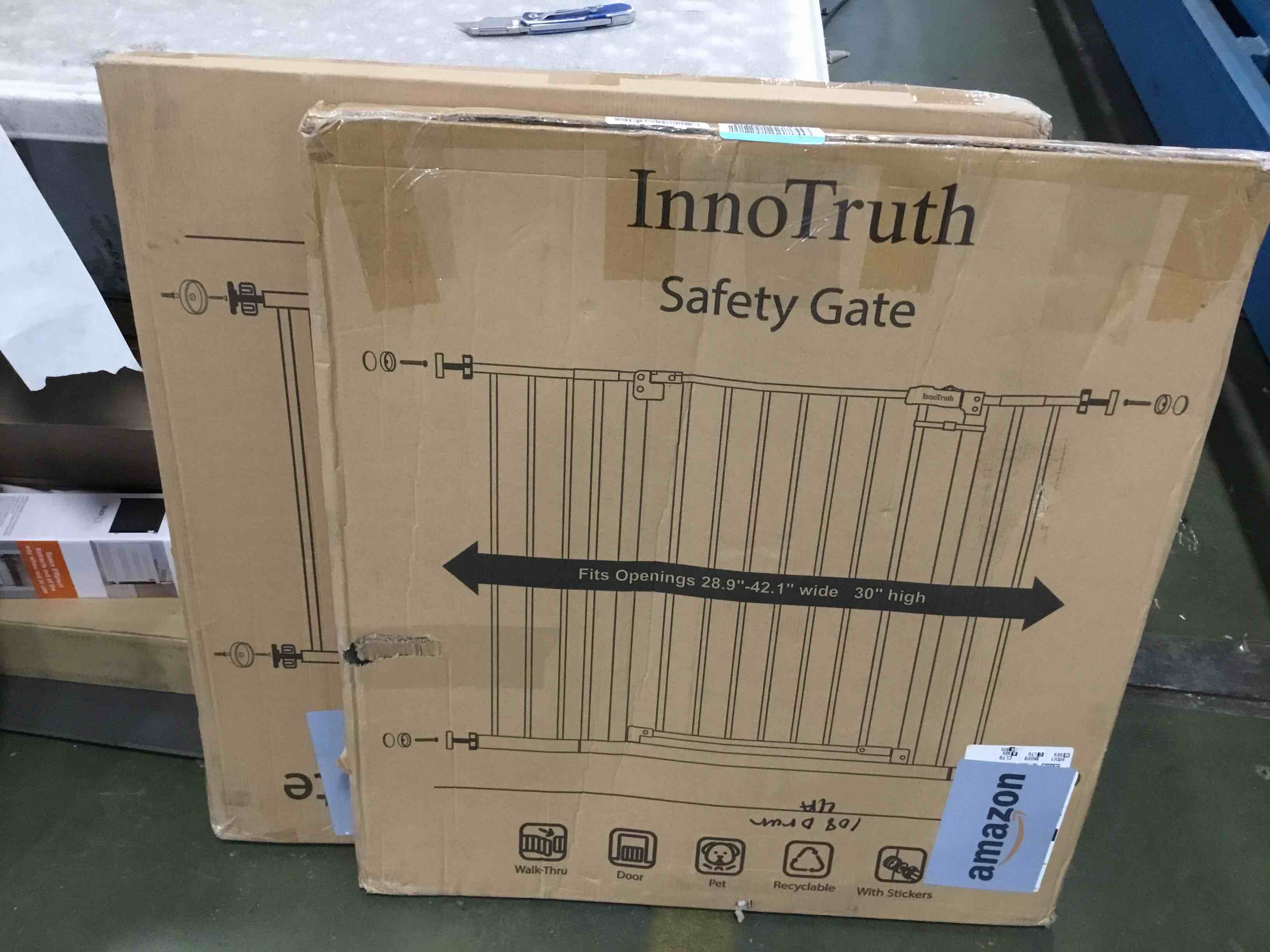 https://s3.amazonaws.com/lotting-images-prod/bidfta/_1721412855406.jpeg