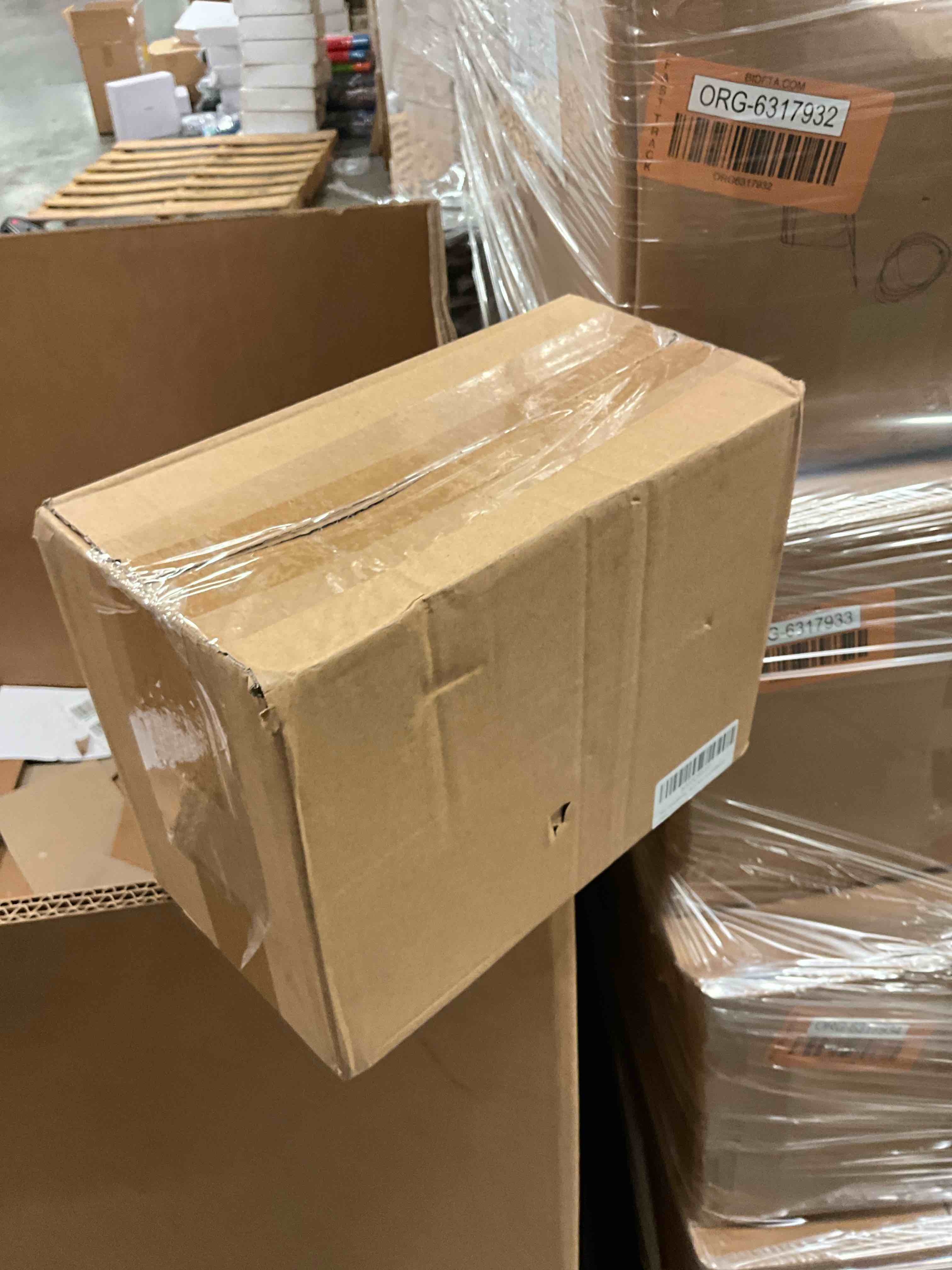 https://s3.amazonaws.com/lotting-images-prod/bidfta/_1722261760127.jpeg