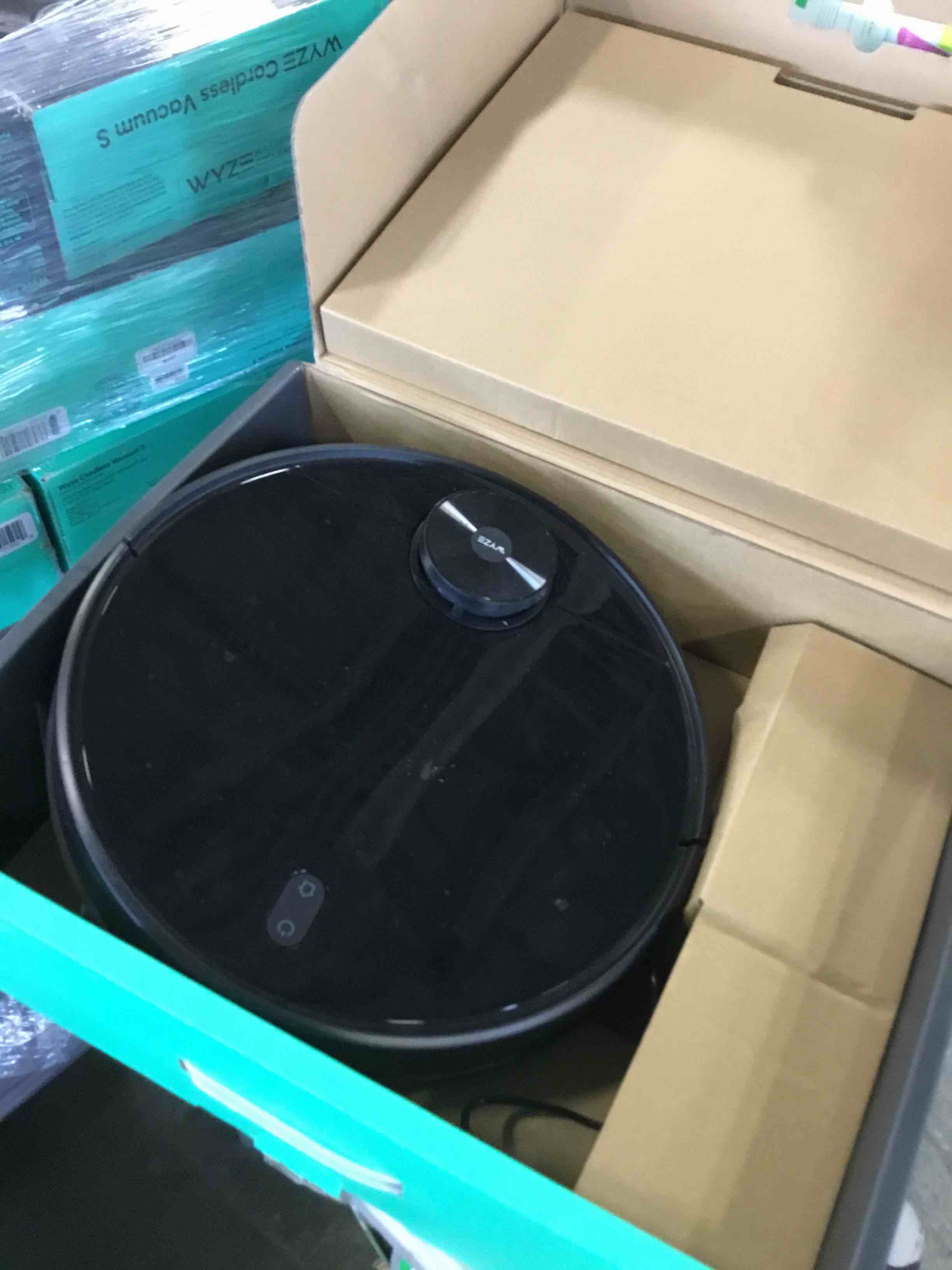 https://s3.amazonaws.com/lotting-images-prod/bidfta/_1722877331428.jpeg