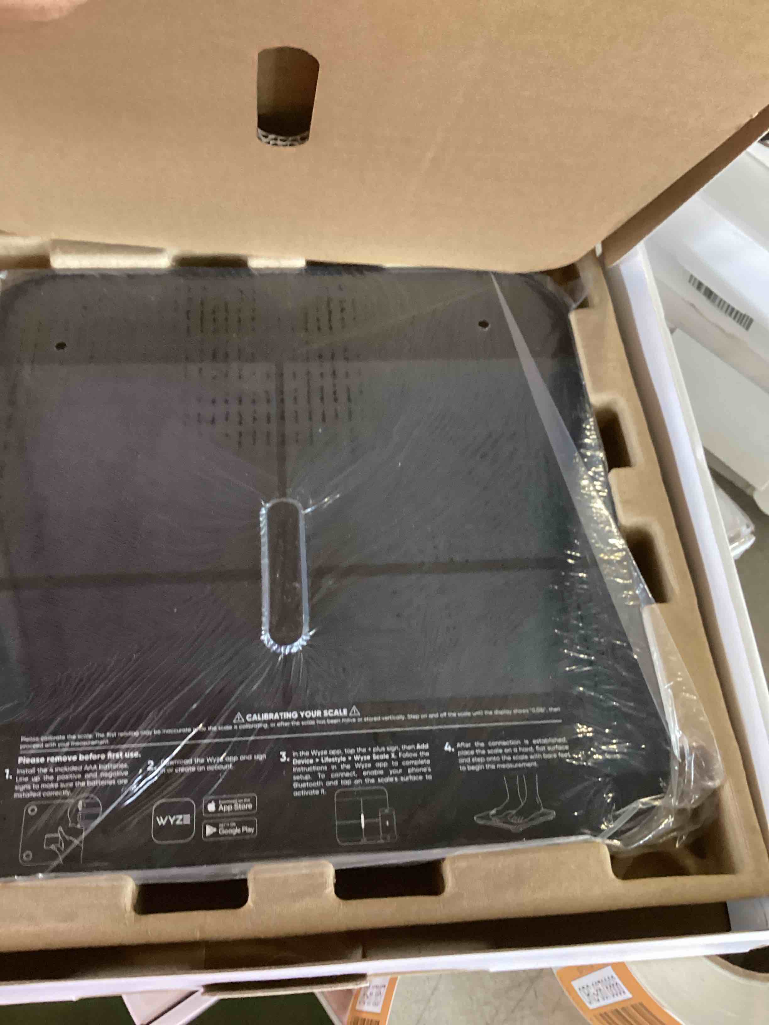 https://s3.amazonaws.com/lotting-images-prod/bidfta/_1722880299676.jpeg