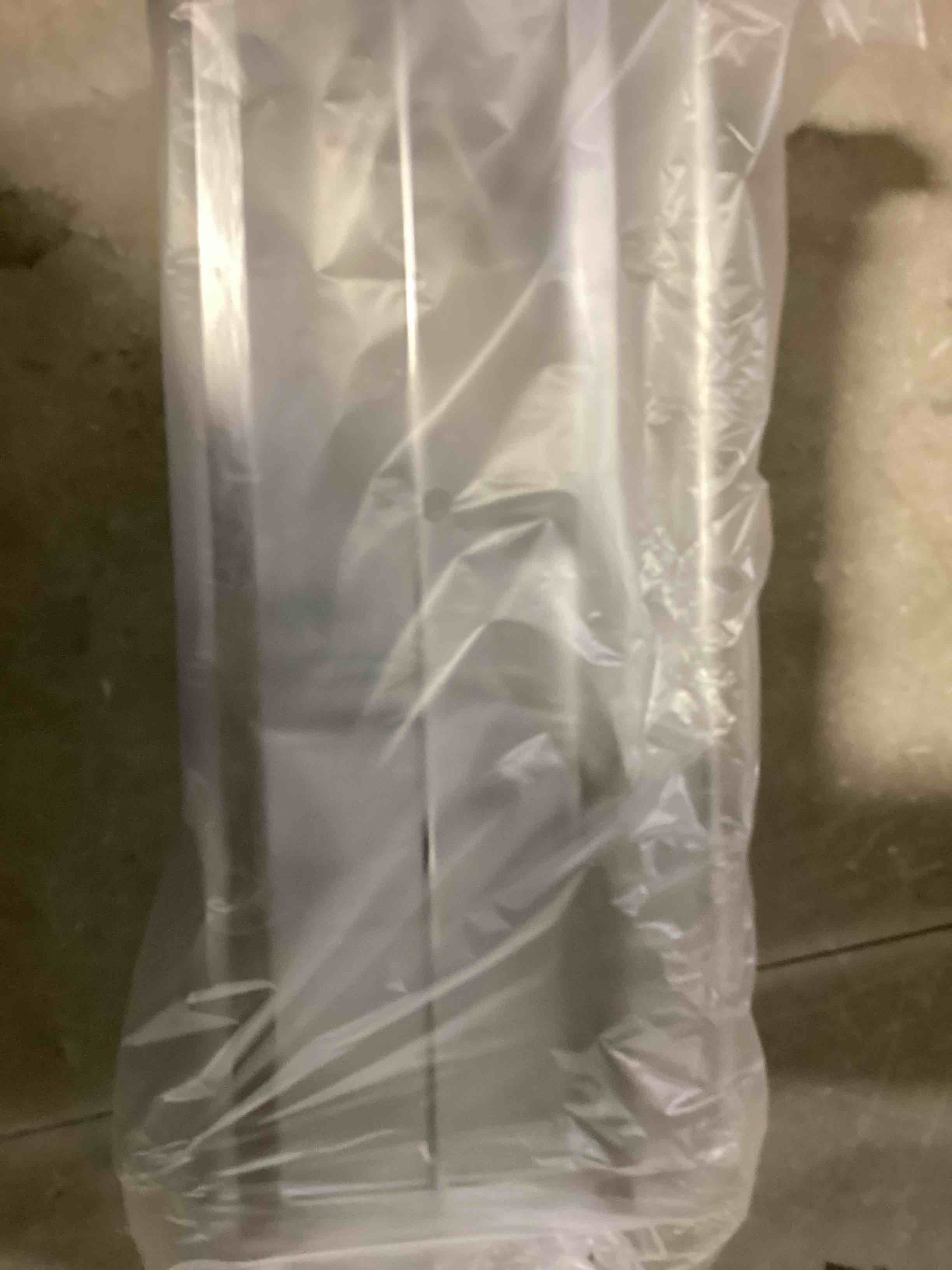 https://s3.amazonaws.com/lotting-images-prod/bidfta/_1723052606618.jpeg