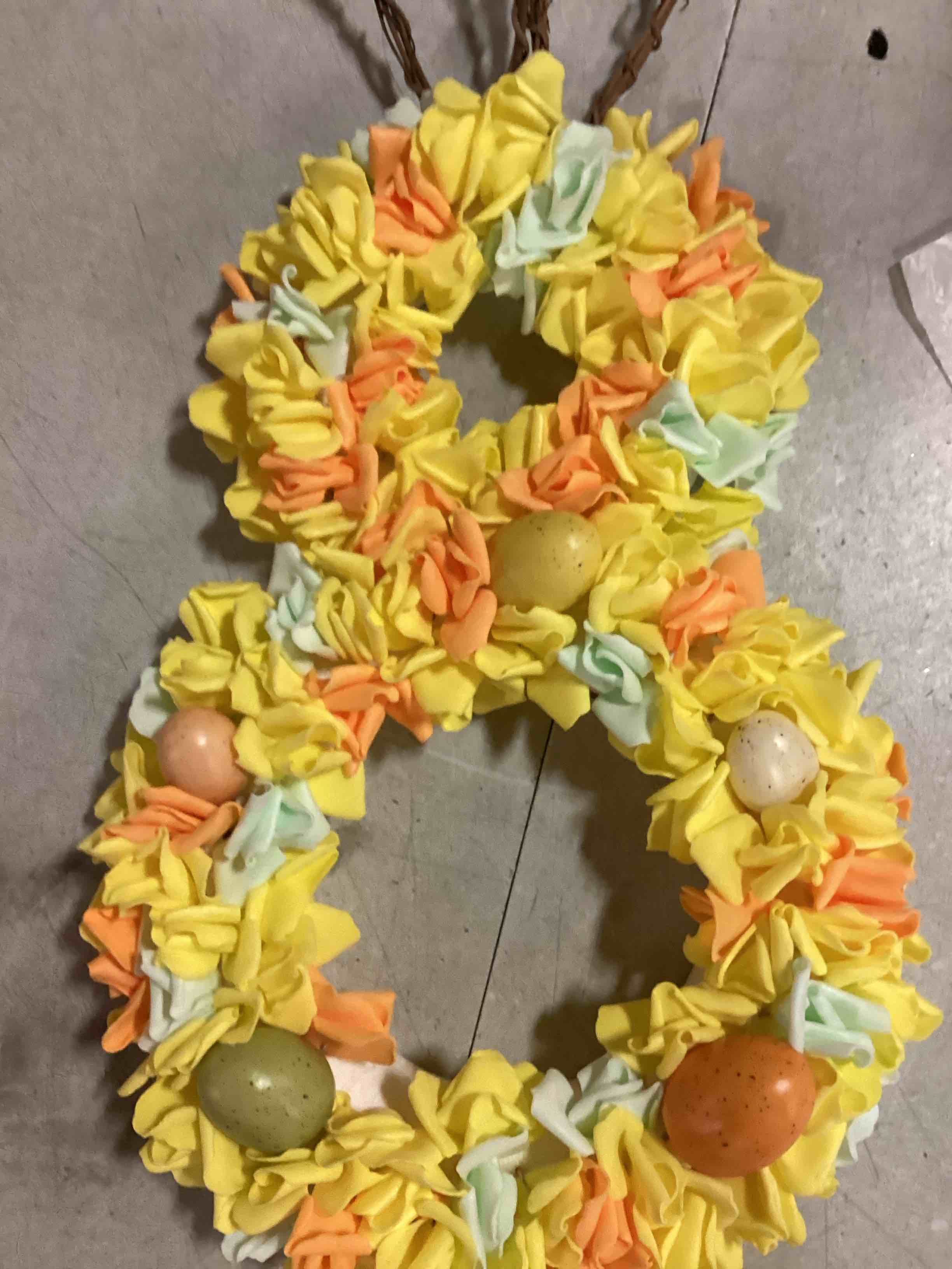 case pack of 4 Orrhyuni Artifical Easter Bunny wreath flower garland wall decor 