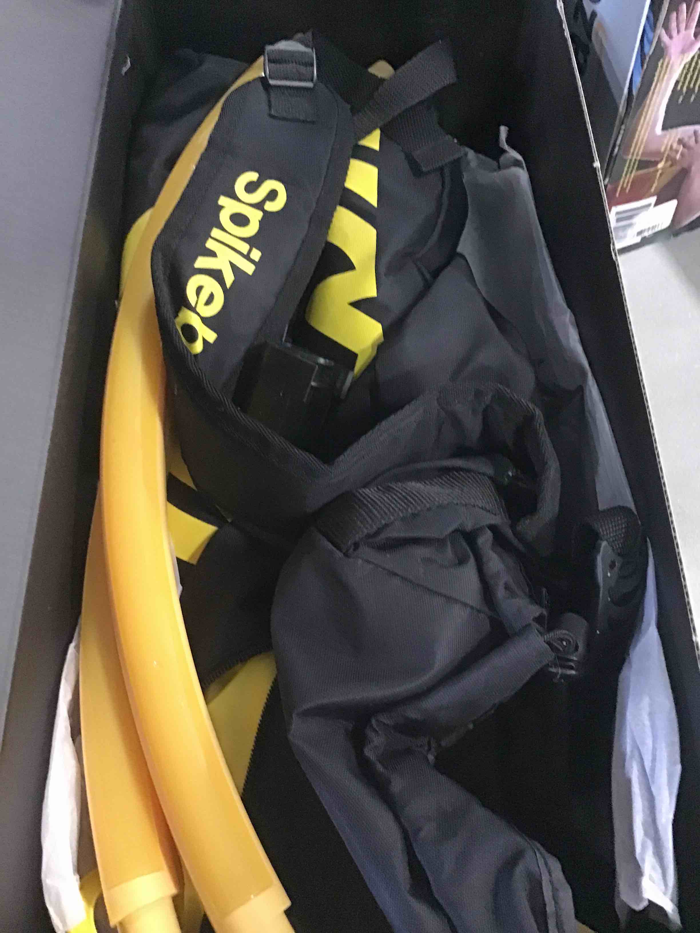 https://s3.amazonaws.com/lotting-images-prod/bidfta/_1723488880348.jpeg