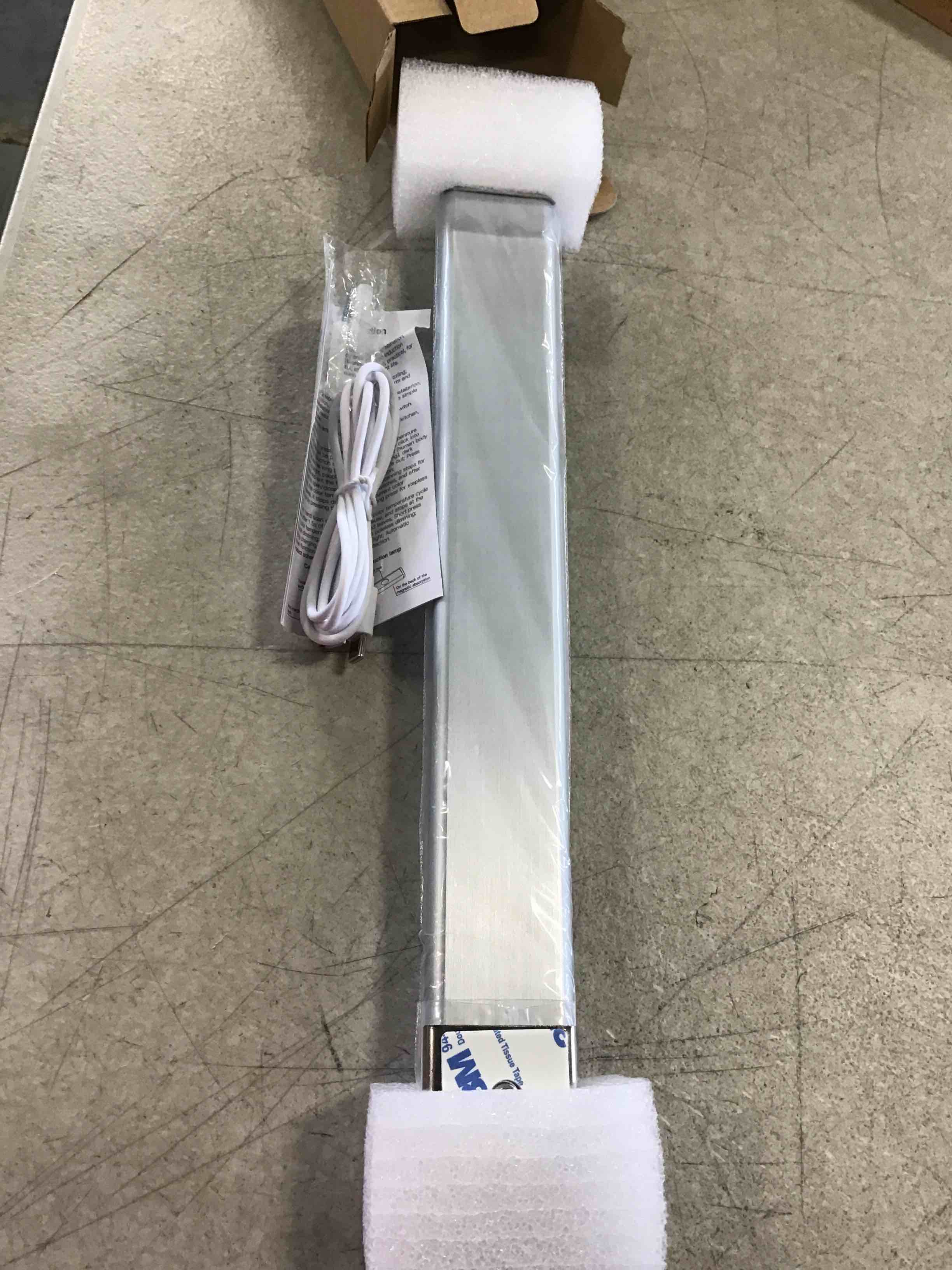 ã€?2022 Newestã€‘ 3 Colors Dimmable Motion Sensor Under Cabinet Lights Wireless,1500mAh Rechargeable Battery Operated Closet Light Under Counter Light Kitchen Stair Wardrobe Motion Sensor Cabinet Light