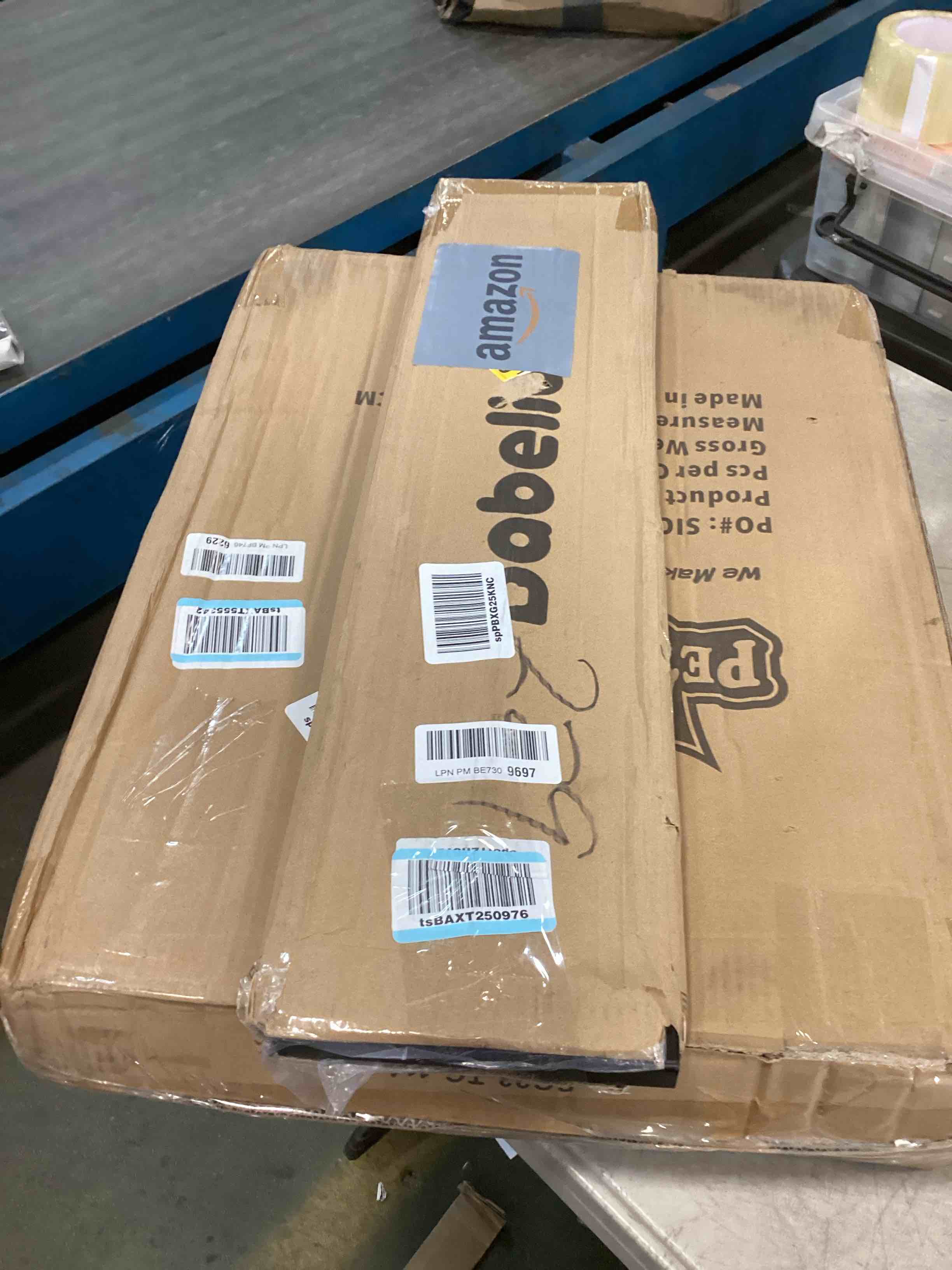 https://s3.amazonaws.com/lotting-images-prod/bidfta/_1724258066440.jpeg