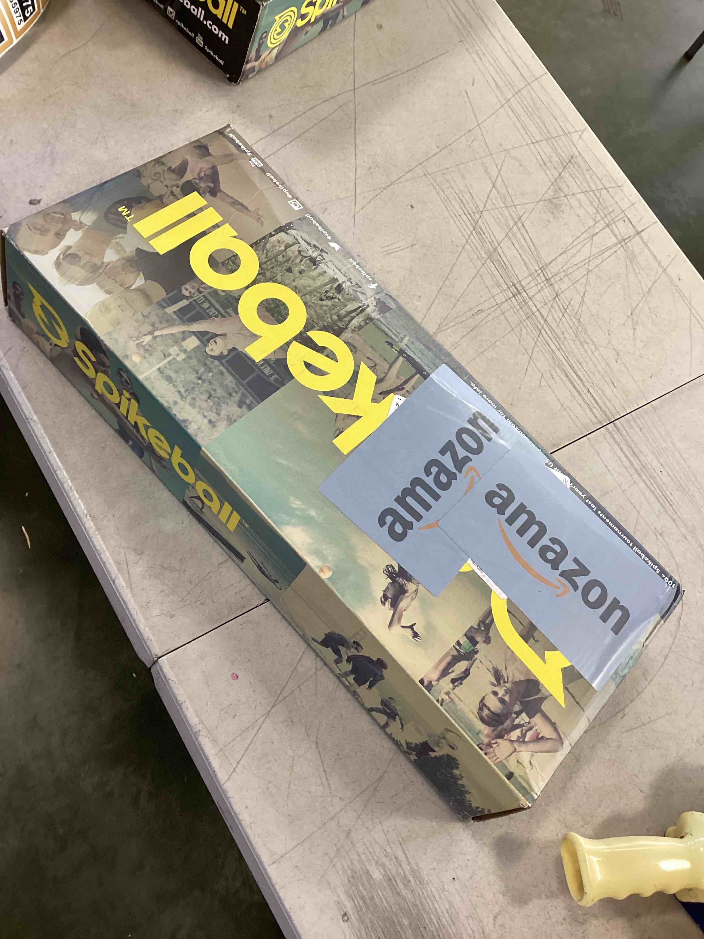 https://s3.amazonaws.com/lotting-images-prod/bidfta/_1725628491408.jpeg