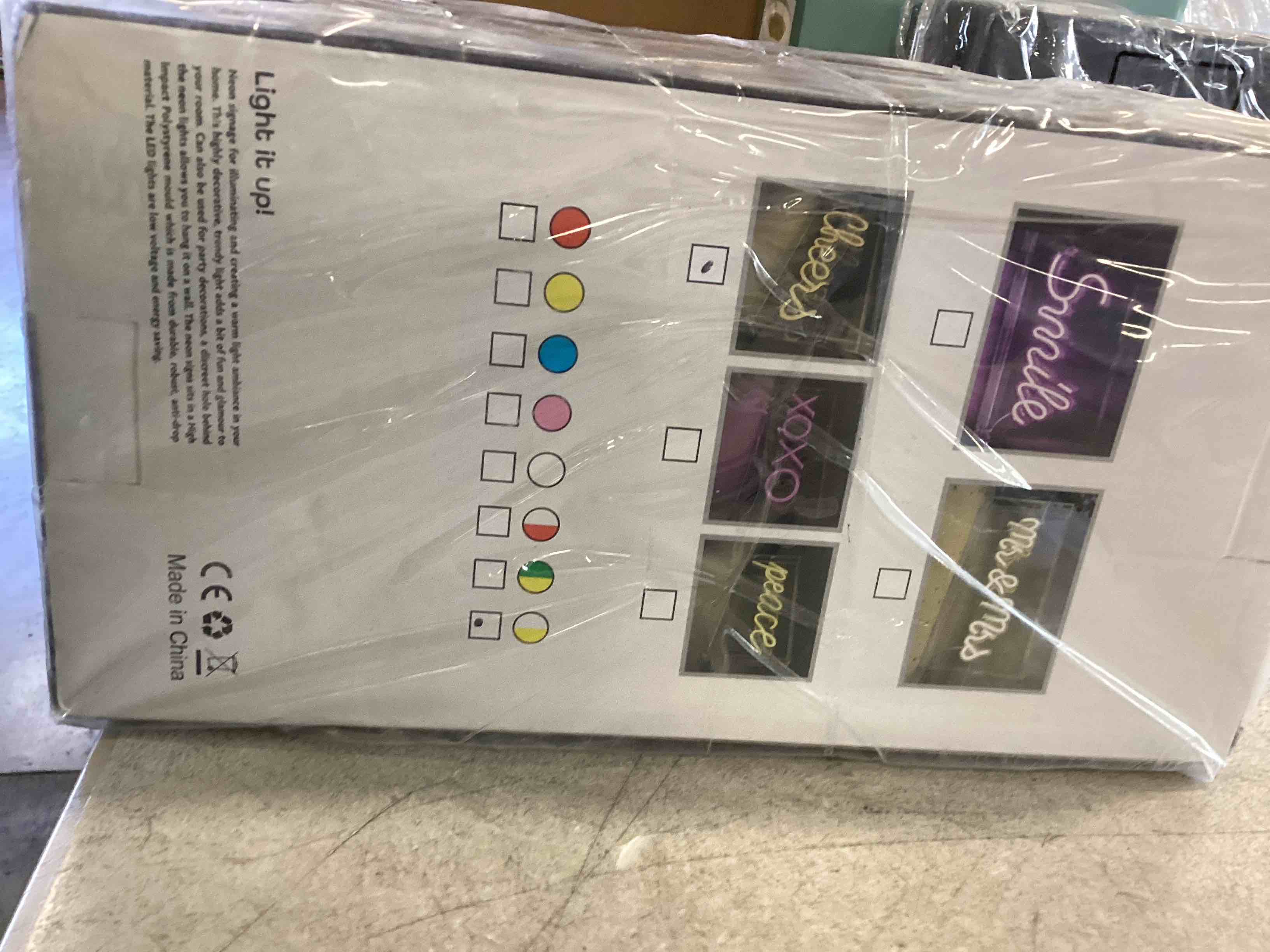 https://s3.amazonaws.com/lotting-images-prod/bidfta/_1725892641534.jpeg