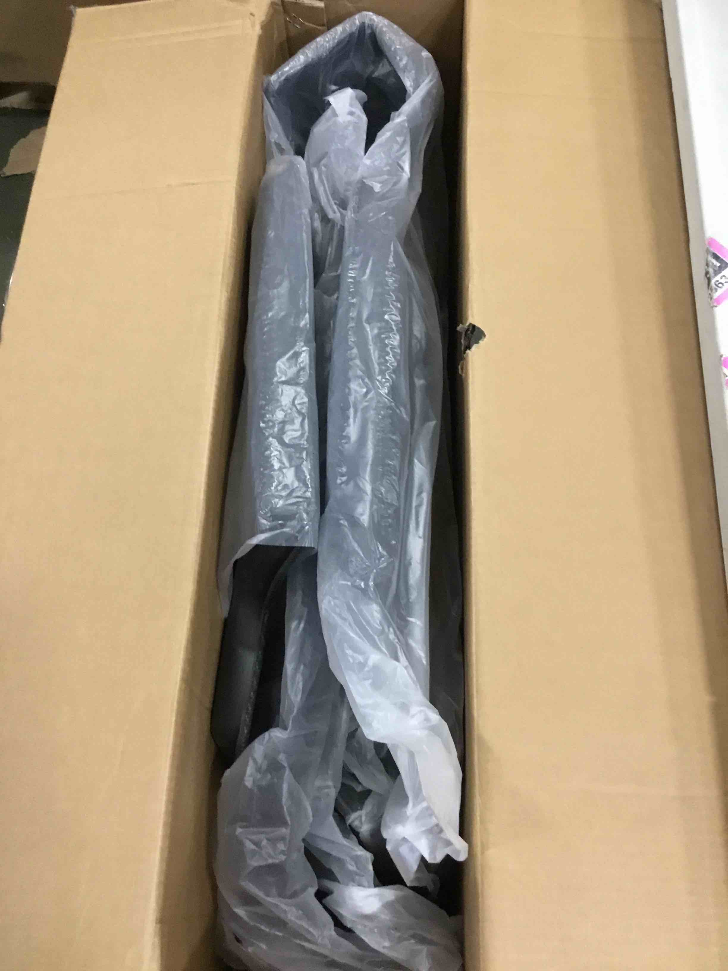 https://s3.amazonaws.com/lotting-images-prod/bidfta/_1726853498503.jpeg
