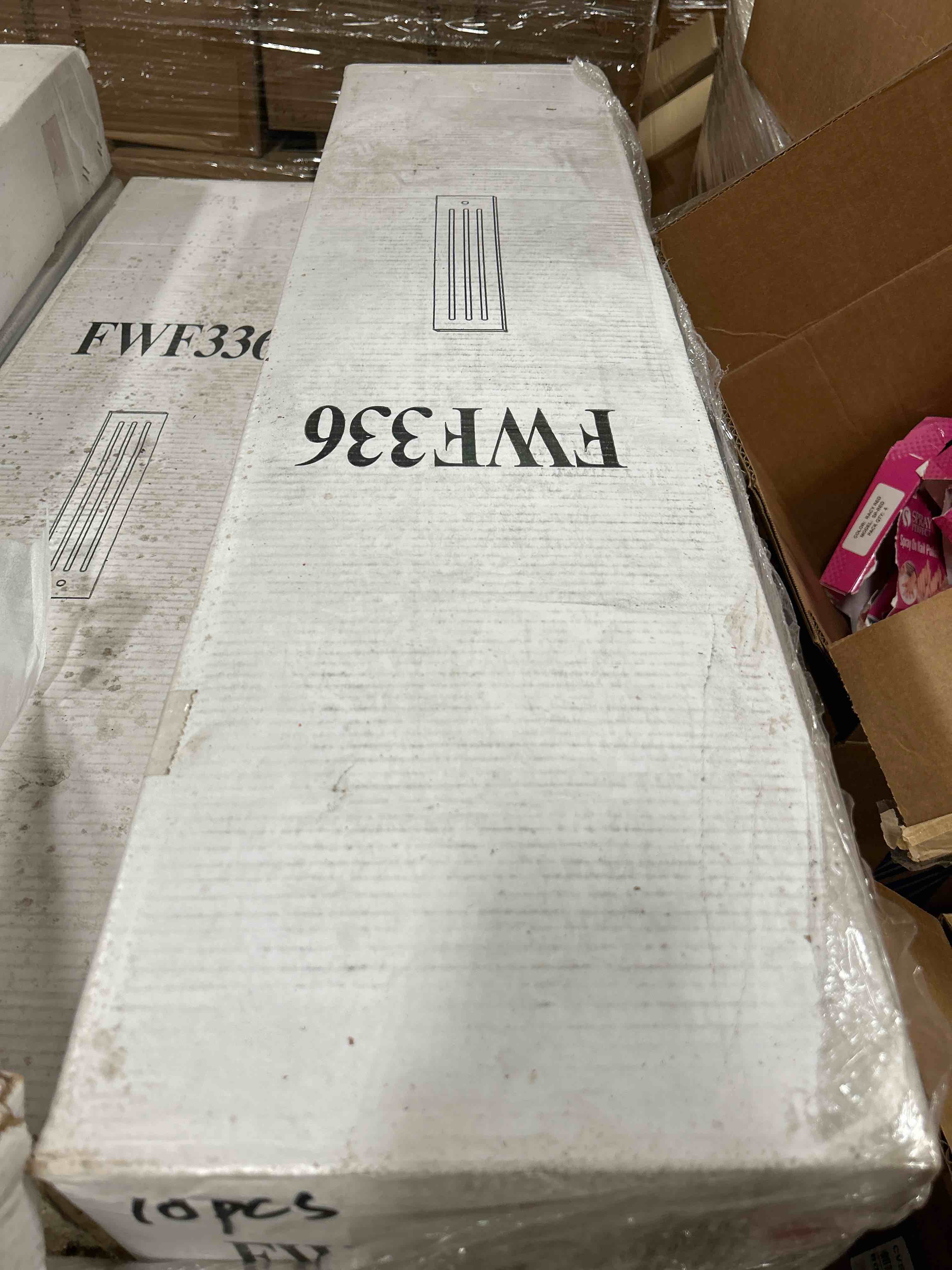 https://s3.amazonaws.com/lotting-images-prod/bidfta/_1727794145968.jpeg