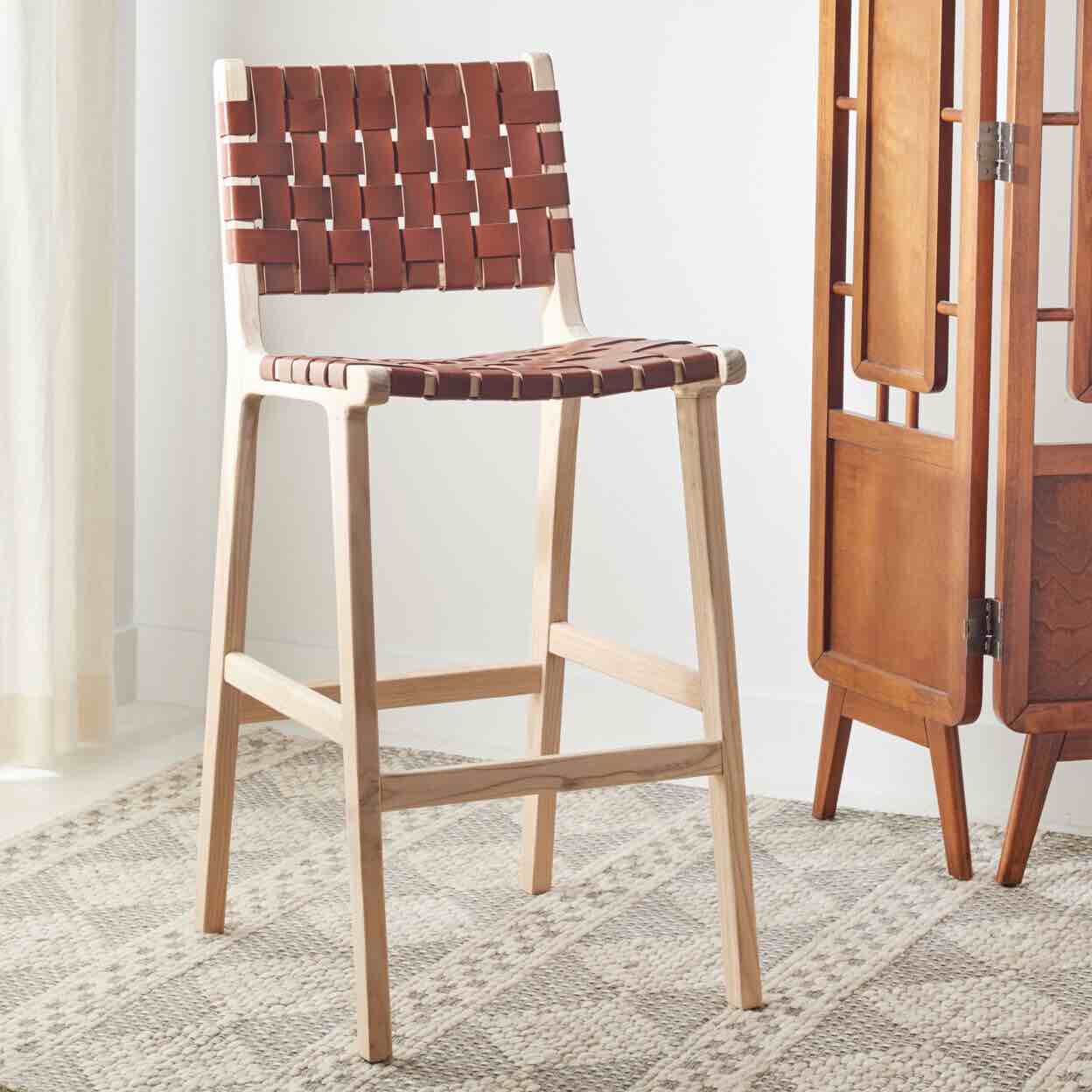 SAFAVIEH Adah Leather Bar Stool | Cognac / Natural |