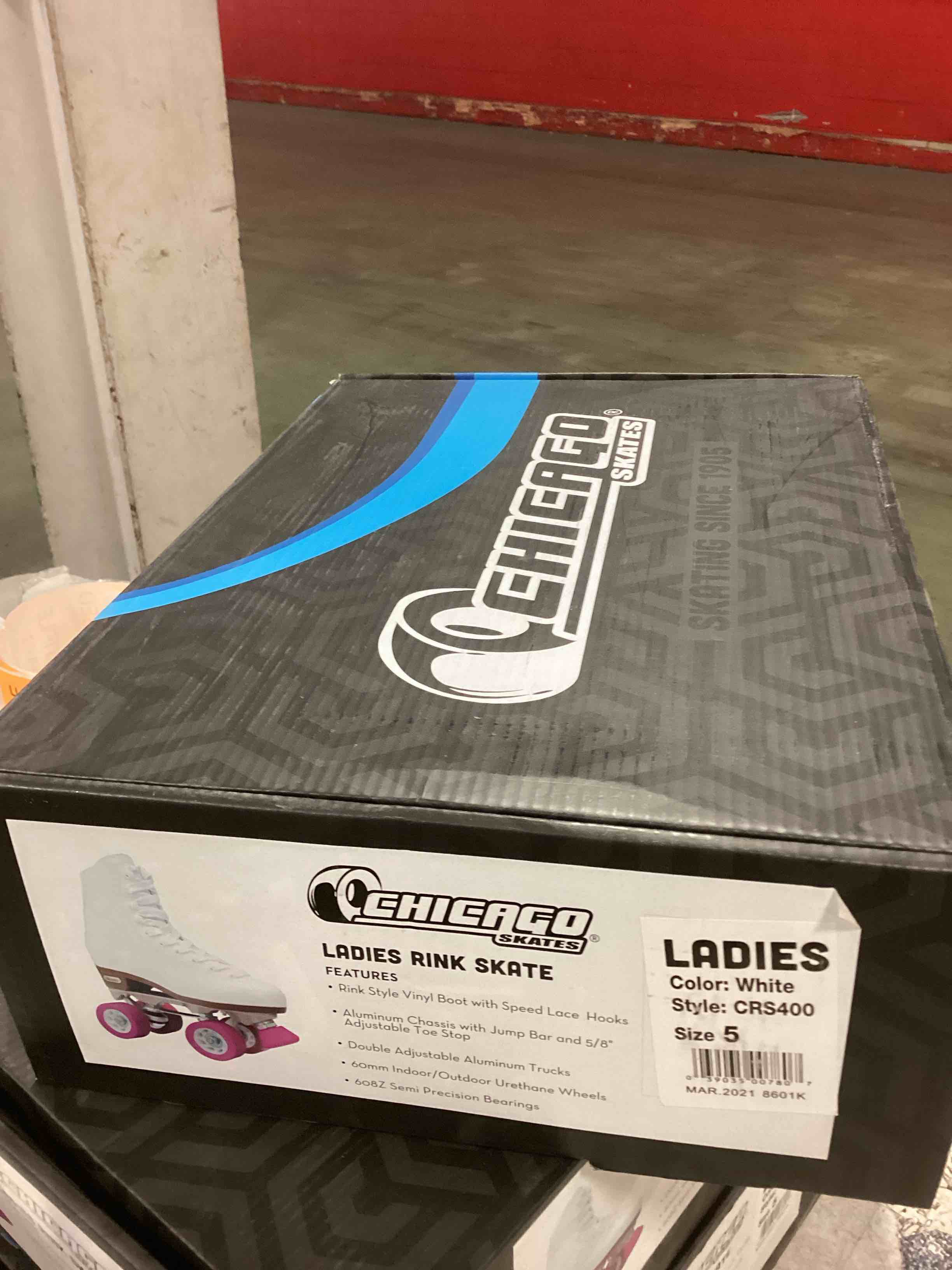 https://s3.amazonaws.com/lotting-images-prod/bidfta/_1728329644059.jpeg