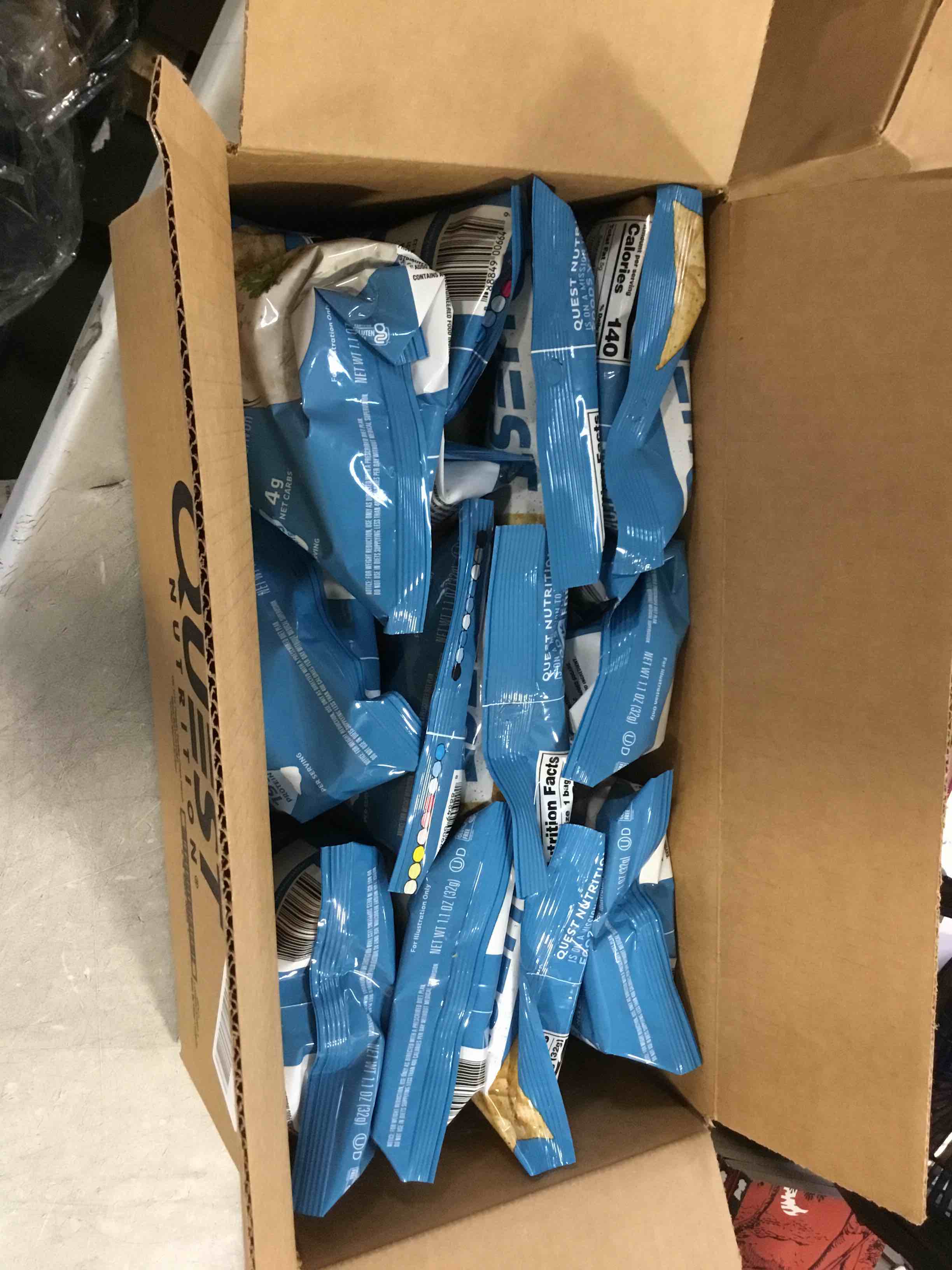https://s3.amazonaws.com/lotting-images-prod/bidfta/_1728916514419.jpeg