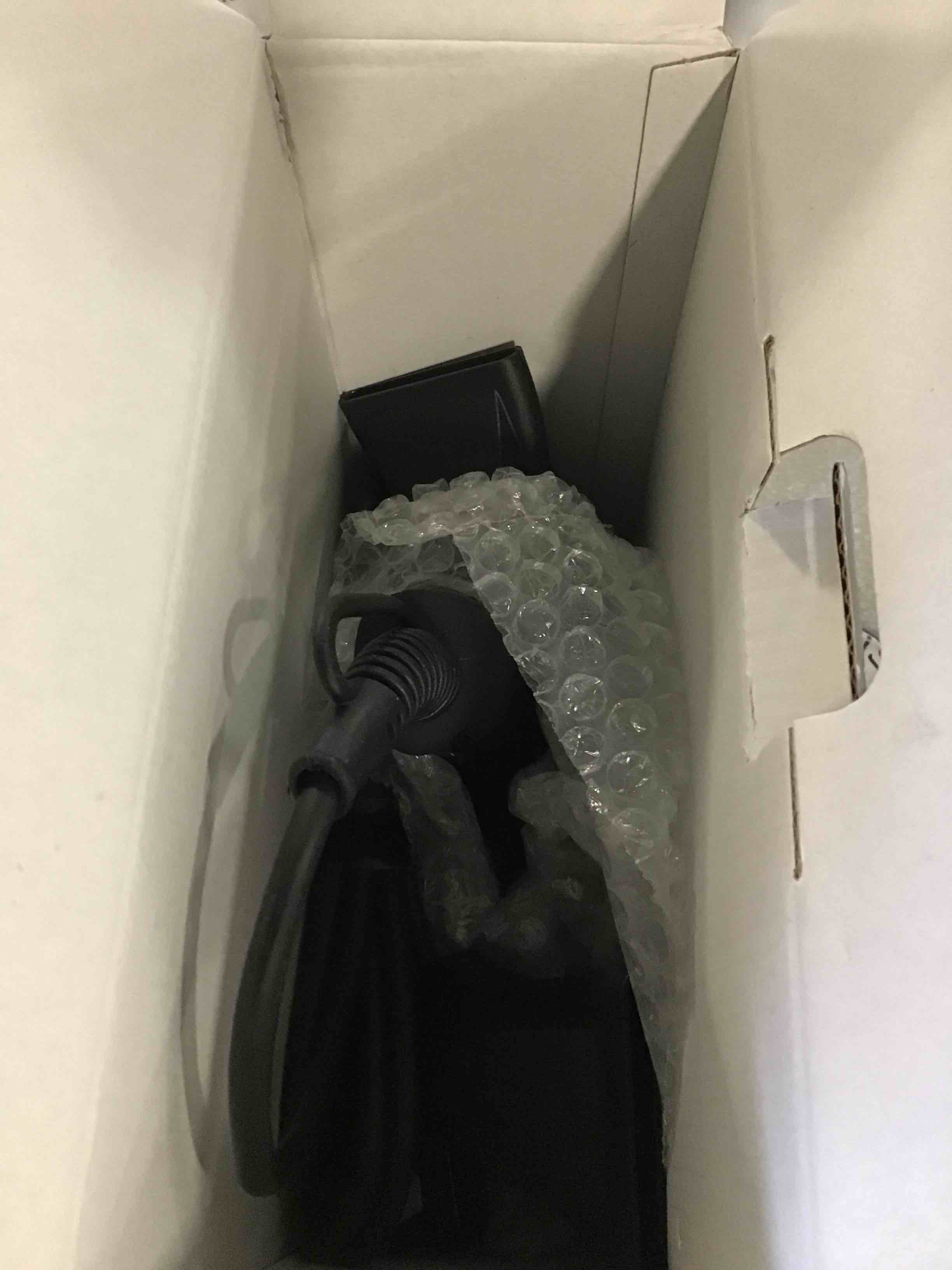https://s3.amazonaws.com/lotting-images-prod/bidfta/_1729007791138.jpeg