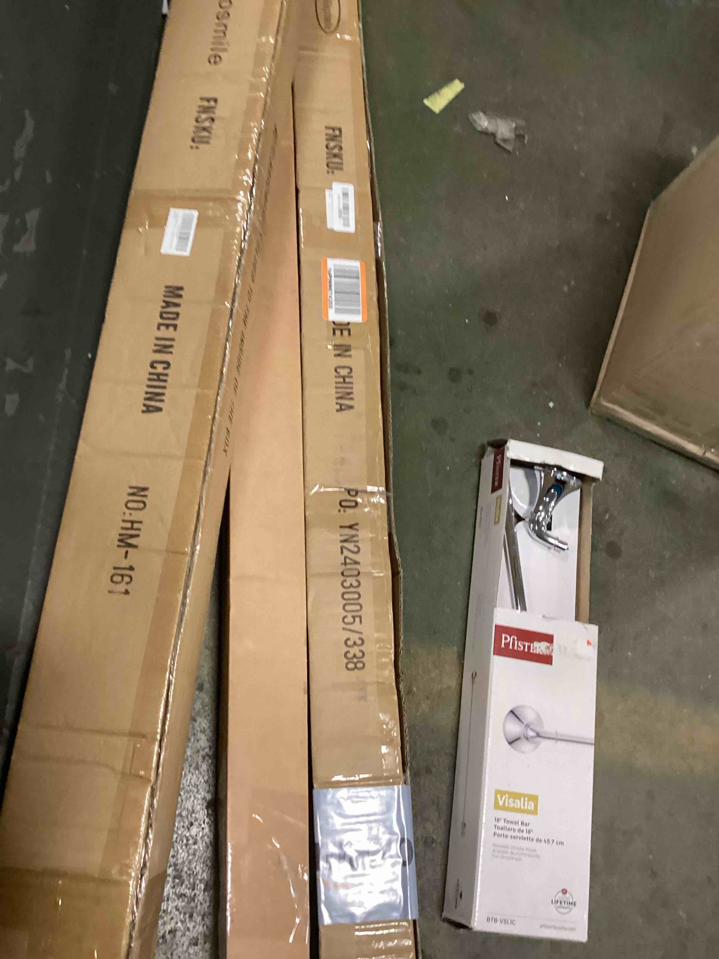 https://s3.amazonaws.com/lotting-images-prod/bidfta/_1729016069157.jpeg